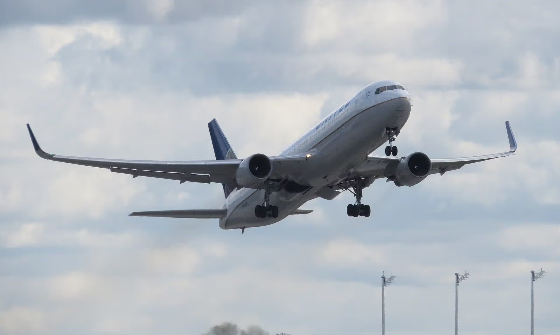N654UA — Boeing at Munich Airport