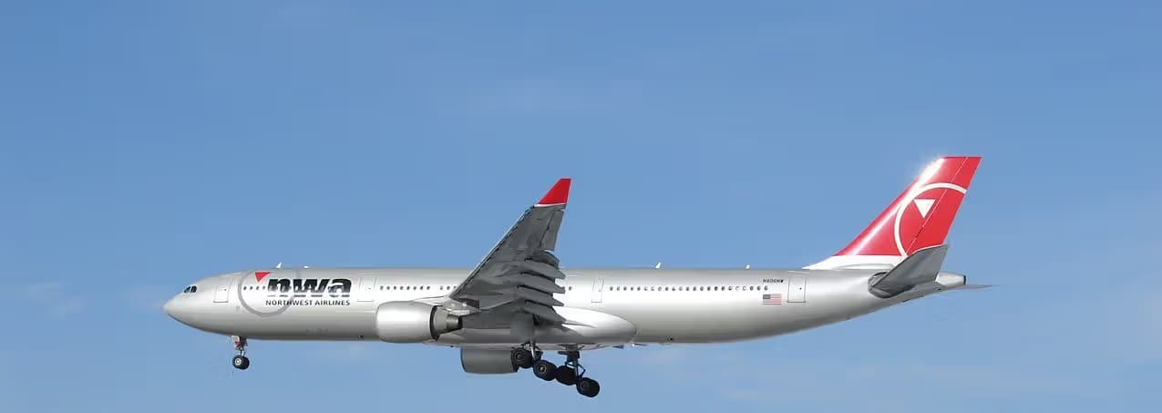 N806NW — Aircraft