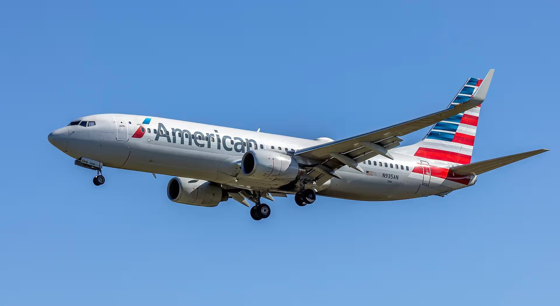 N935AN — Boeing