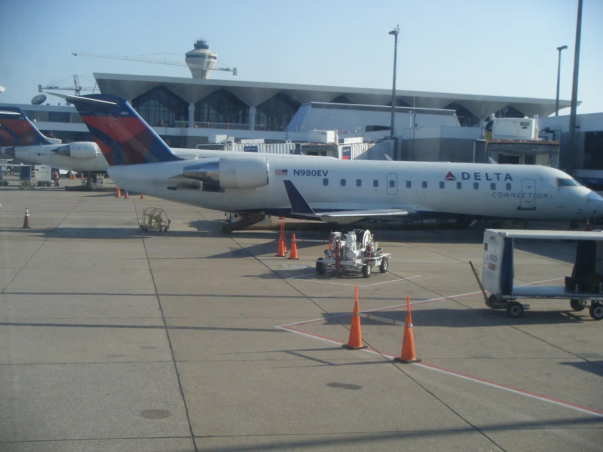 N980EV — Aircraft at Memphis International Airport
