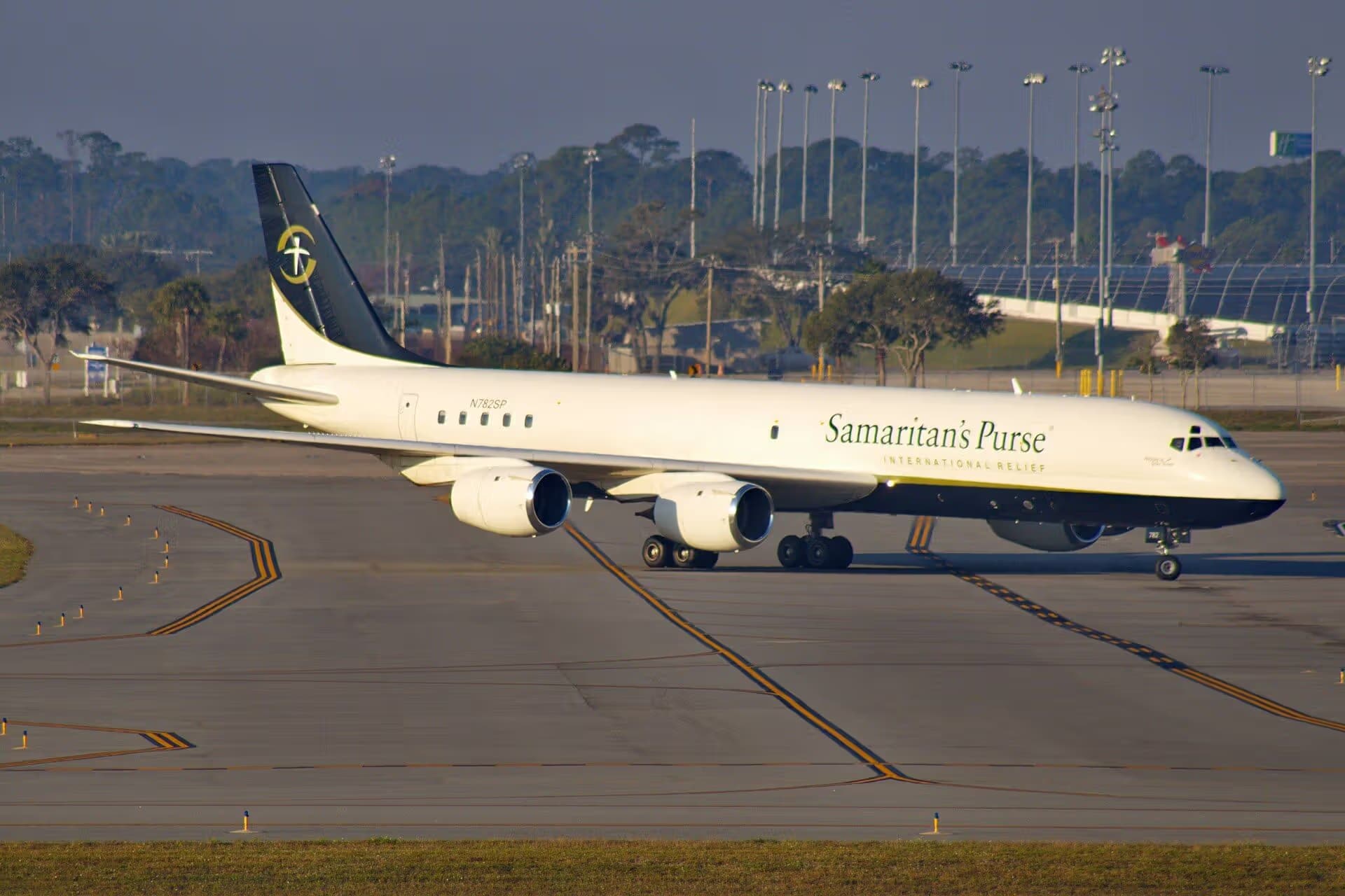 N782SP — Douglas