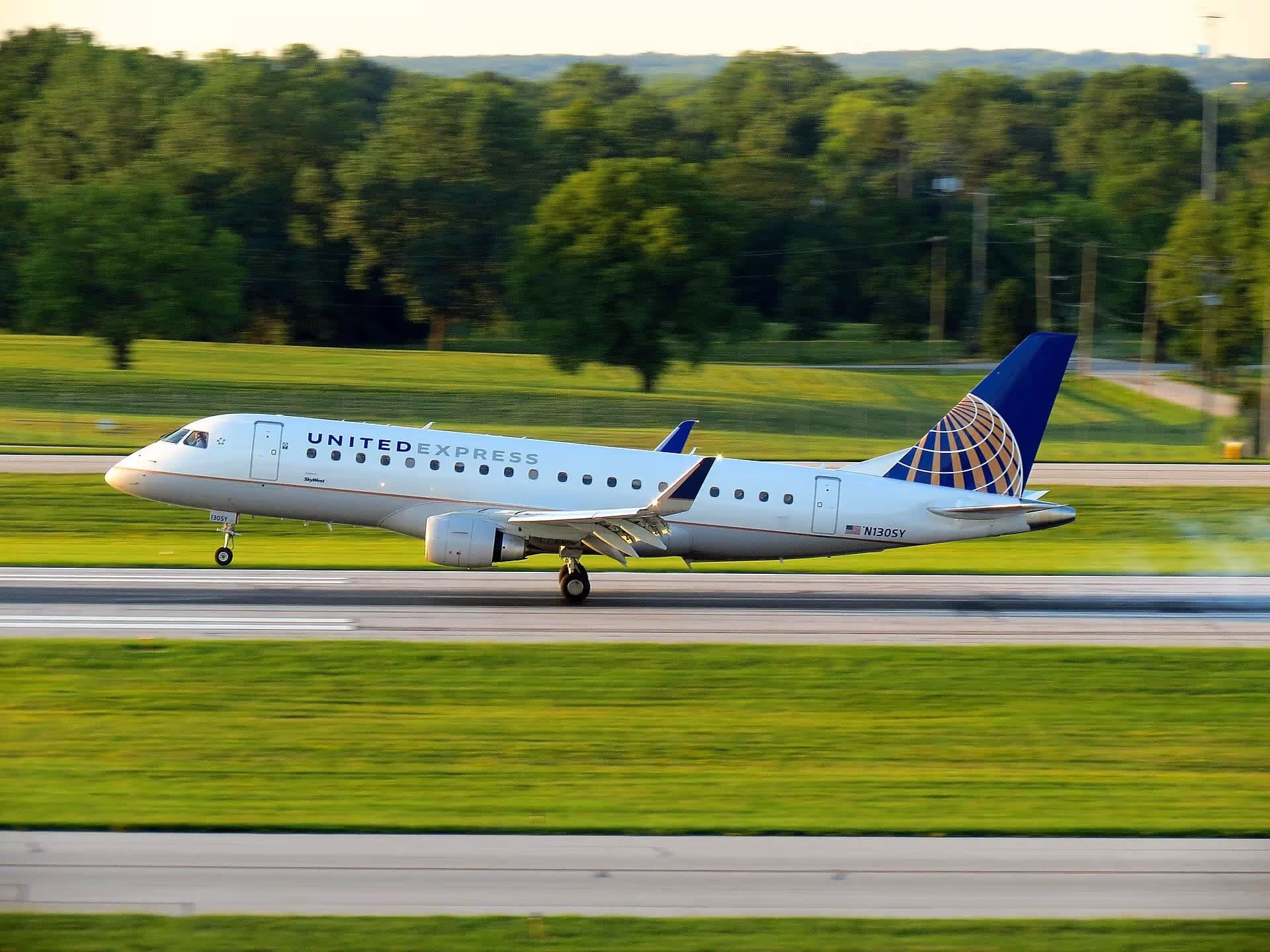 N130SY — Embraer