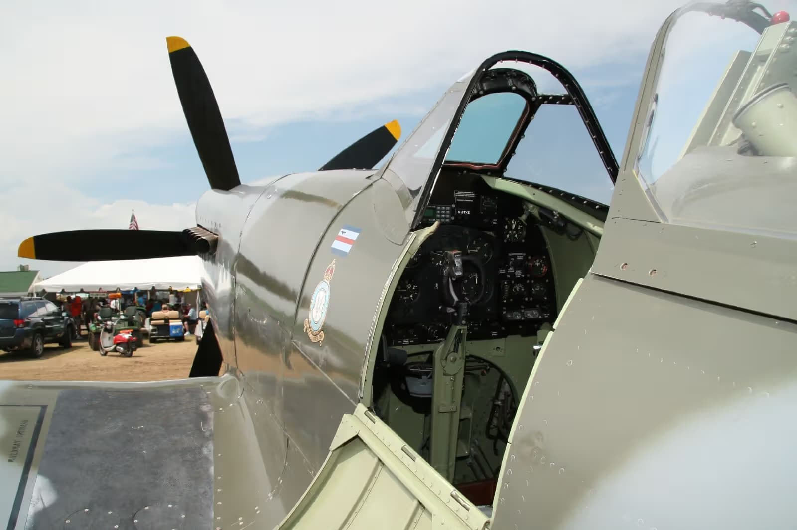 Unidentified — Warbird
