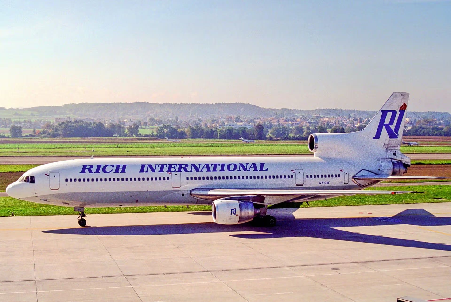 N762BE — Lockheed