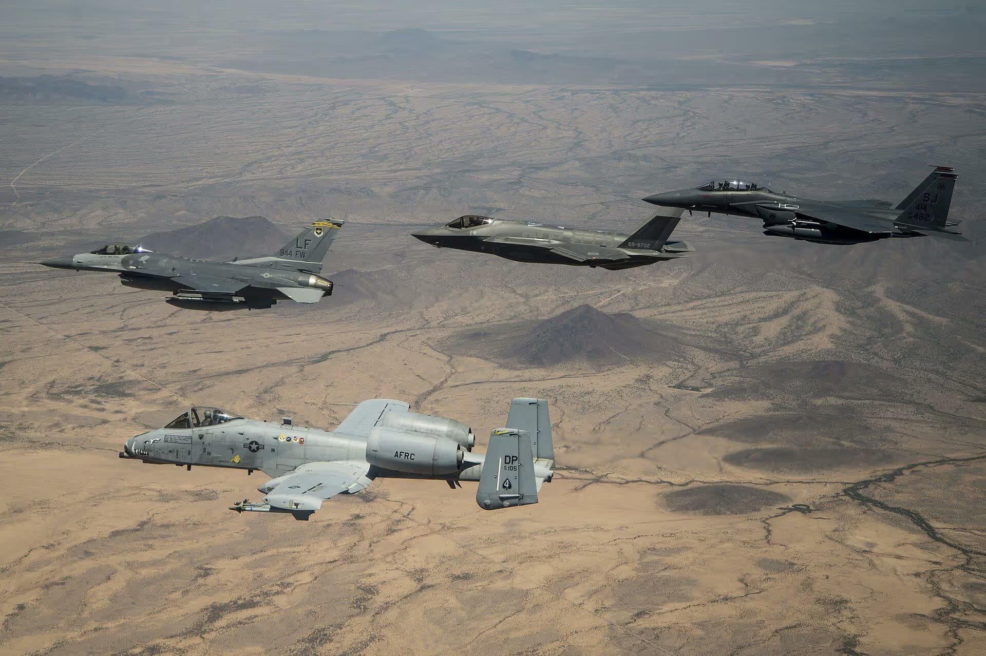 Unidentified — Aircraft at Luke Air Force Base