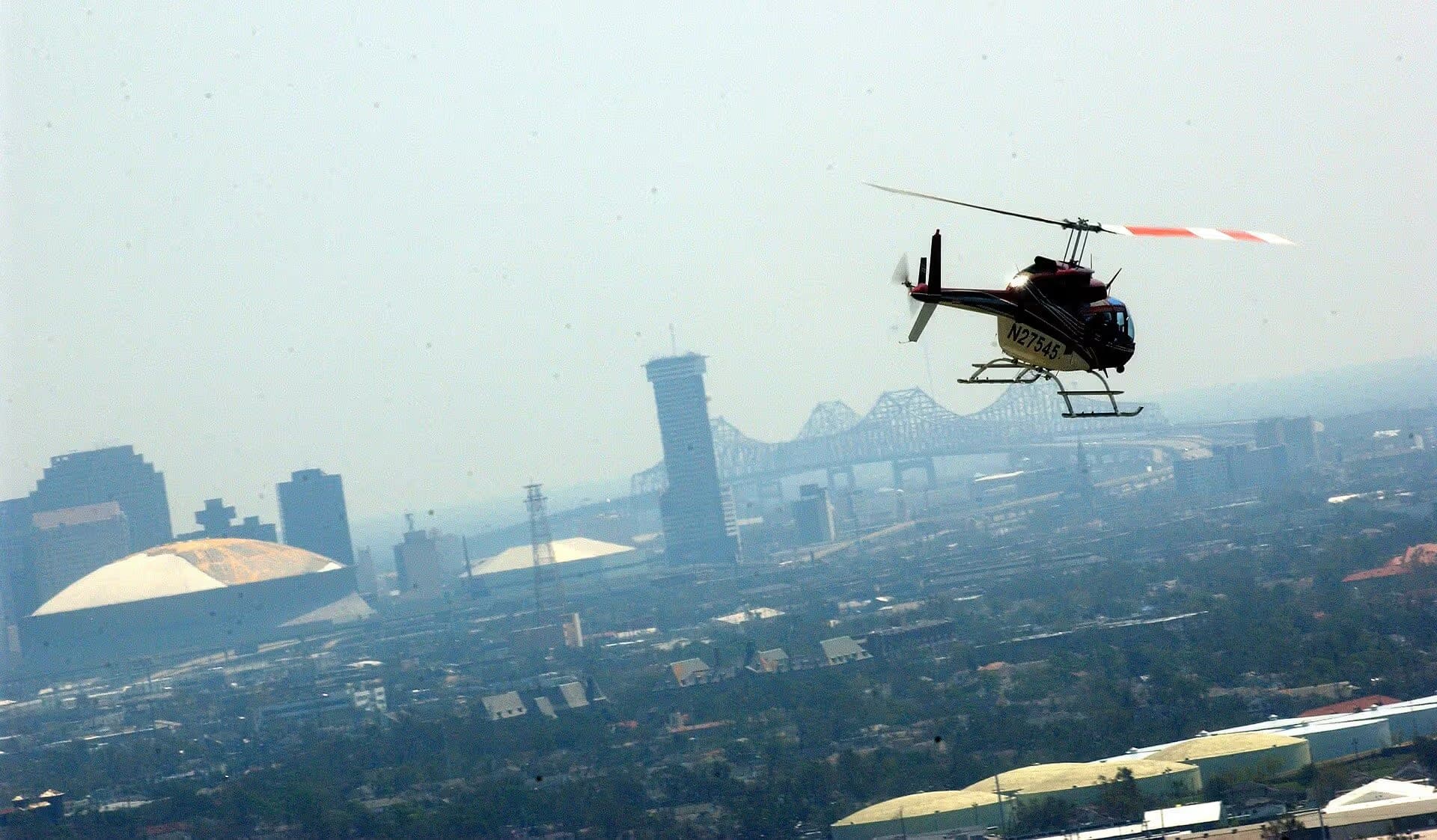 N27545 — Helicopter