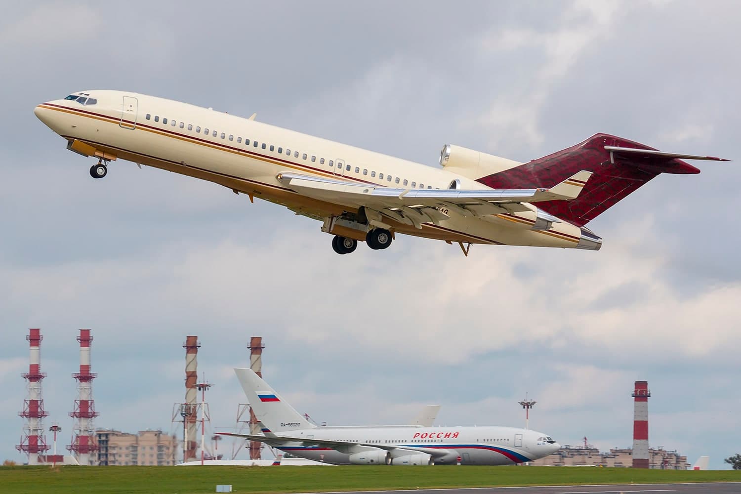 N311AG — Boeing