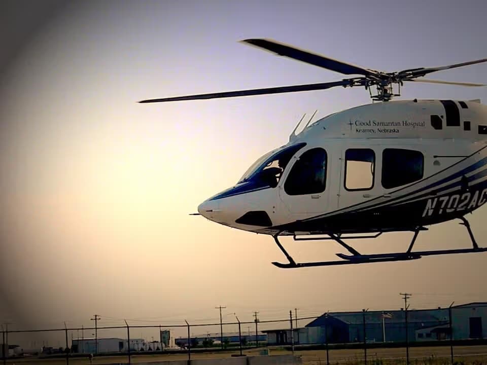 N702AC — Helicopter