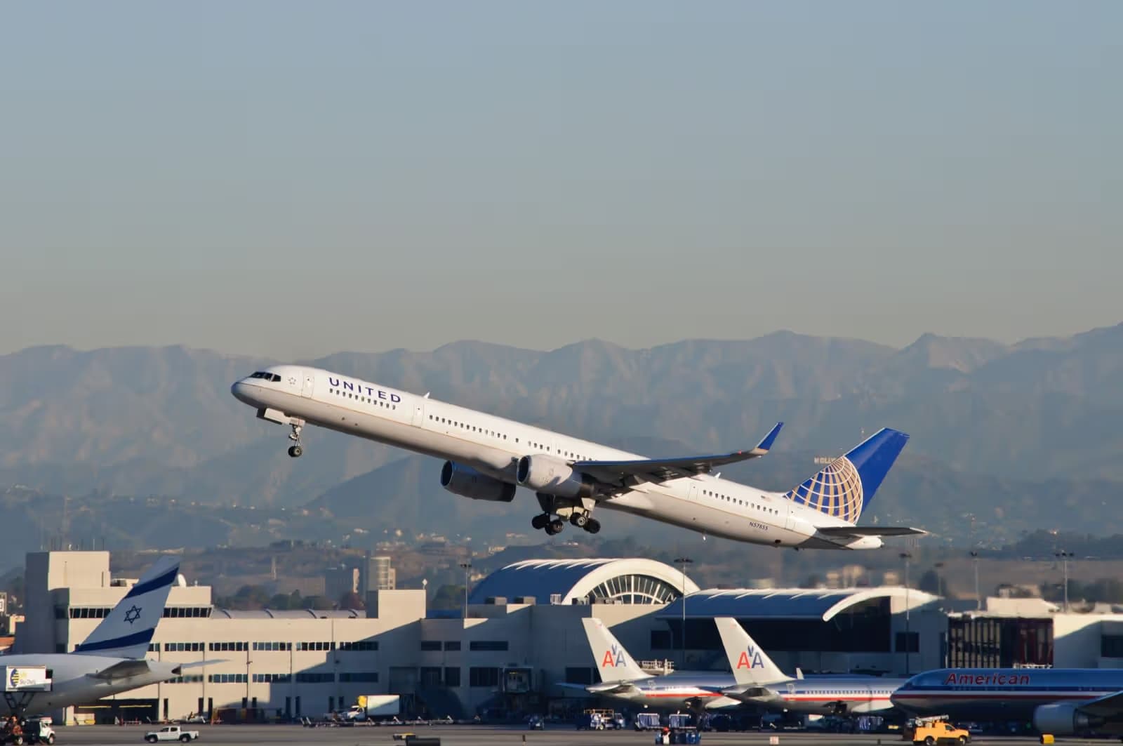 N57855 — Boeing