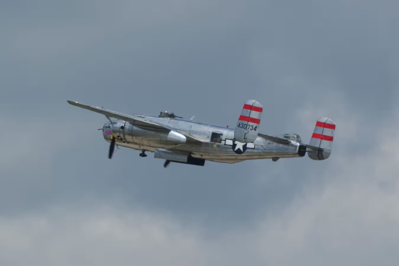 Unidentified — Warbird