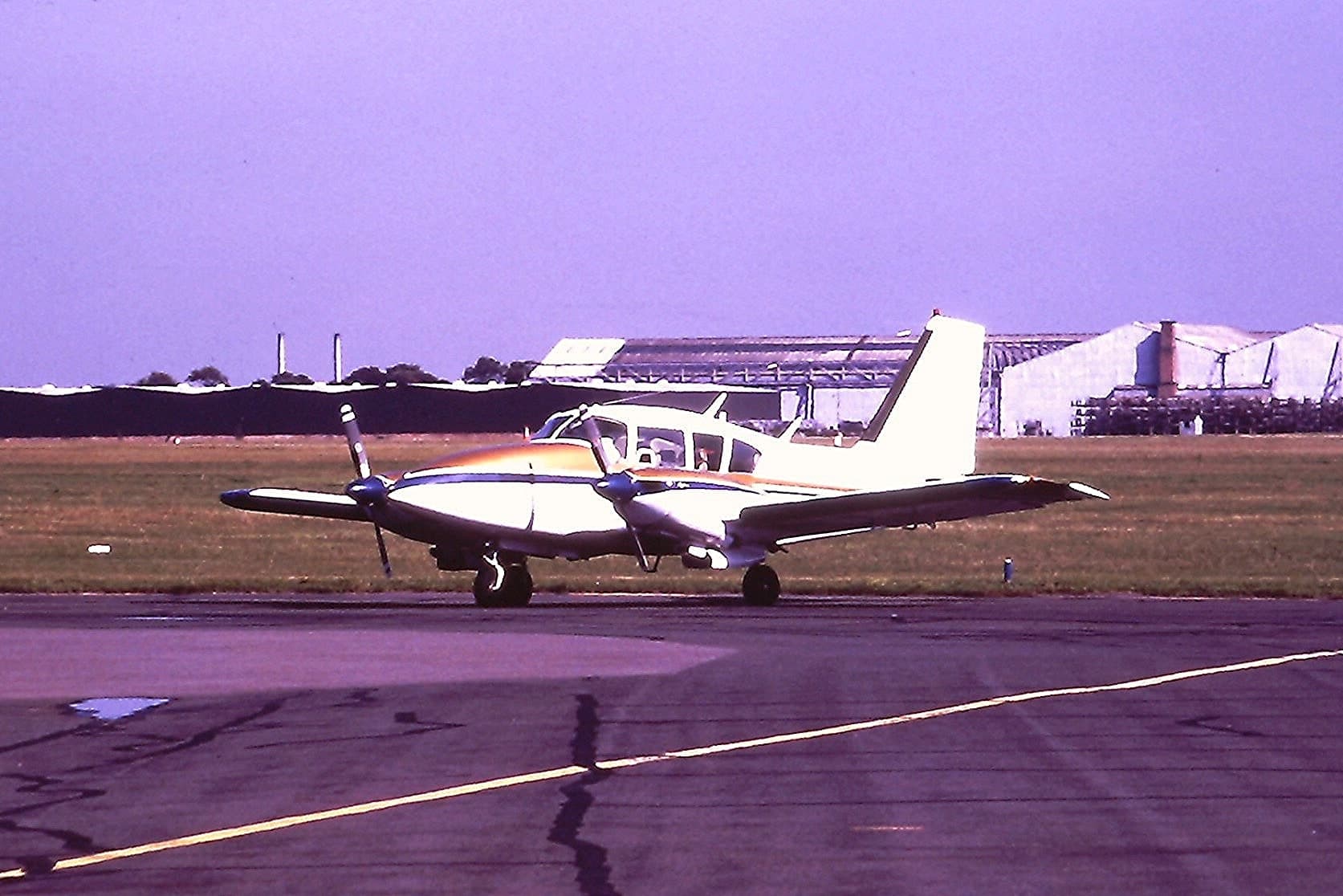 G-BBFU — Twin-engine aircraft