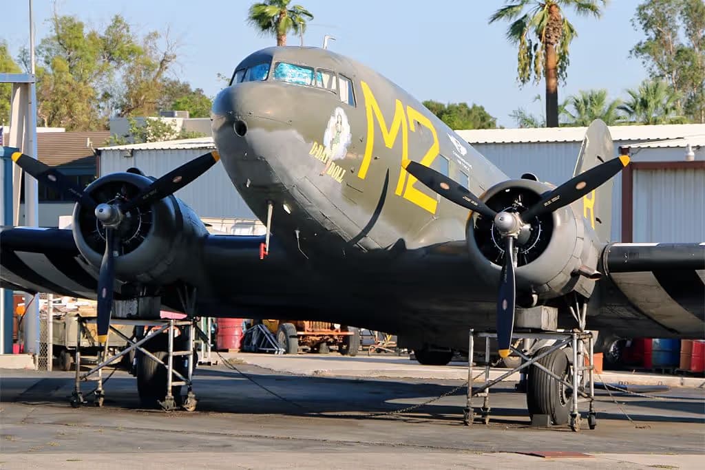 N45366 — Twin-engine aircraft