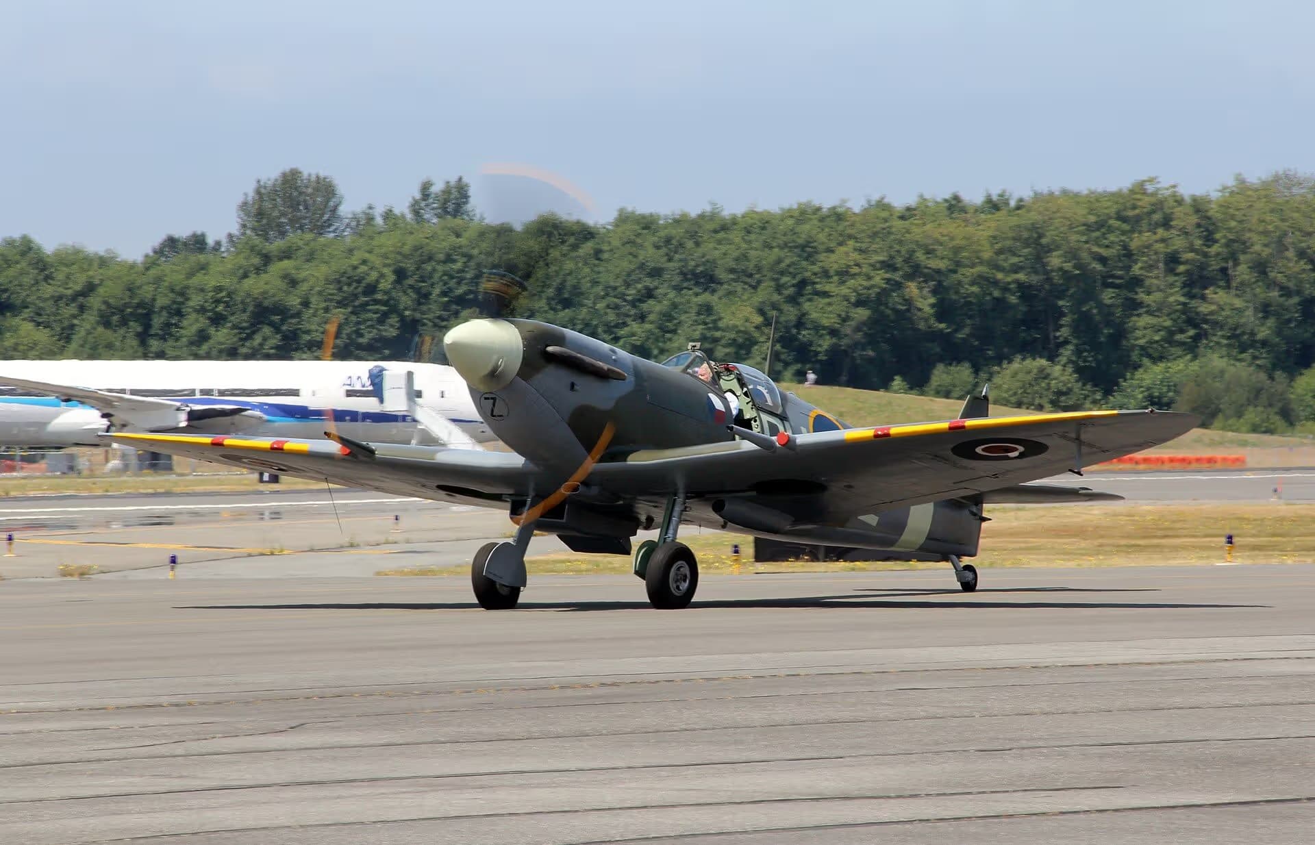 Unidentified — Aircraft