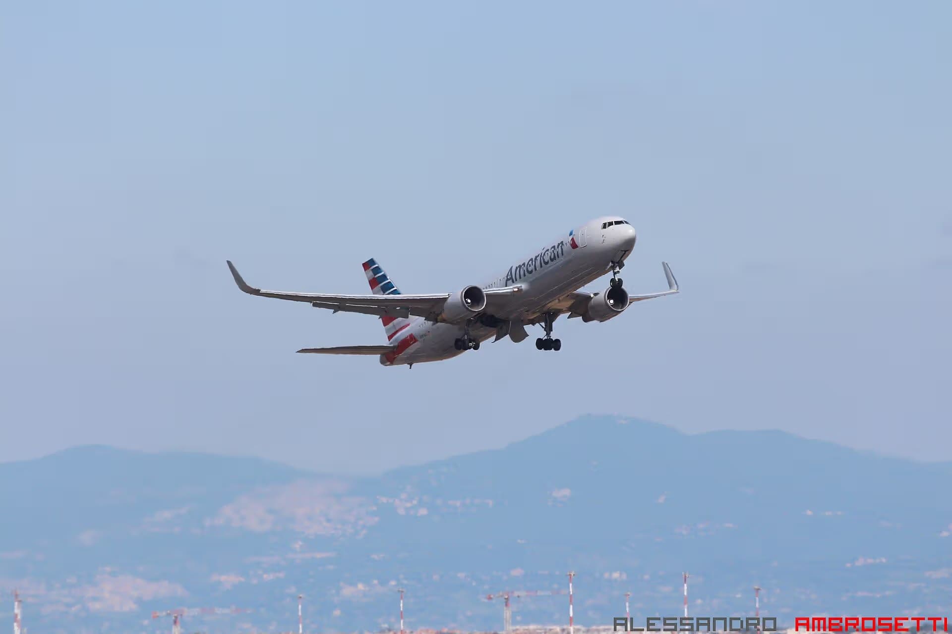 N391AA — Twin-engine aircraft