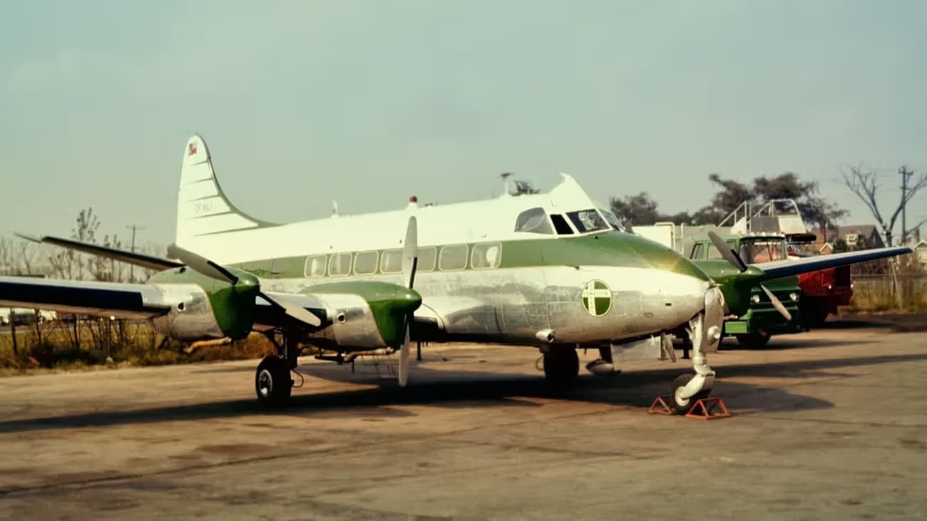 CF-HLI — De Havilland