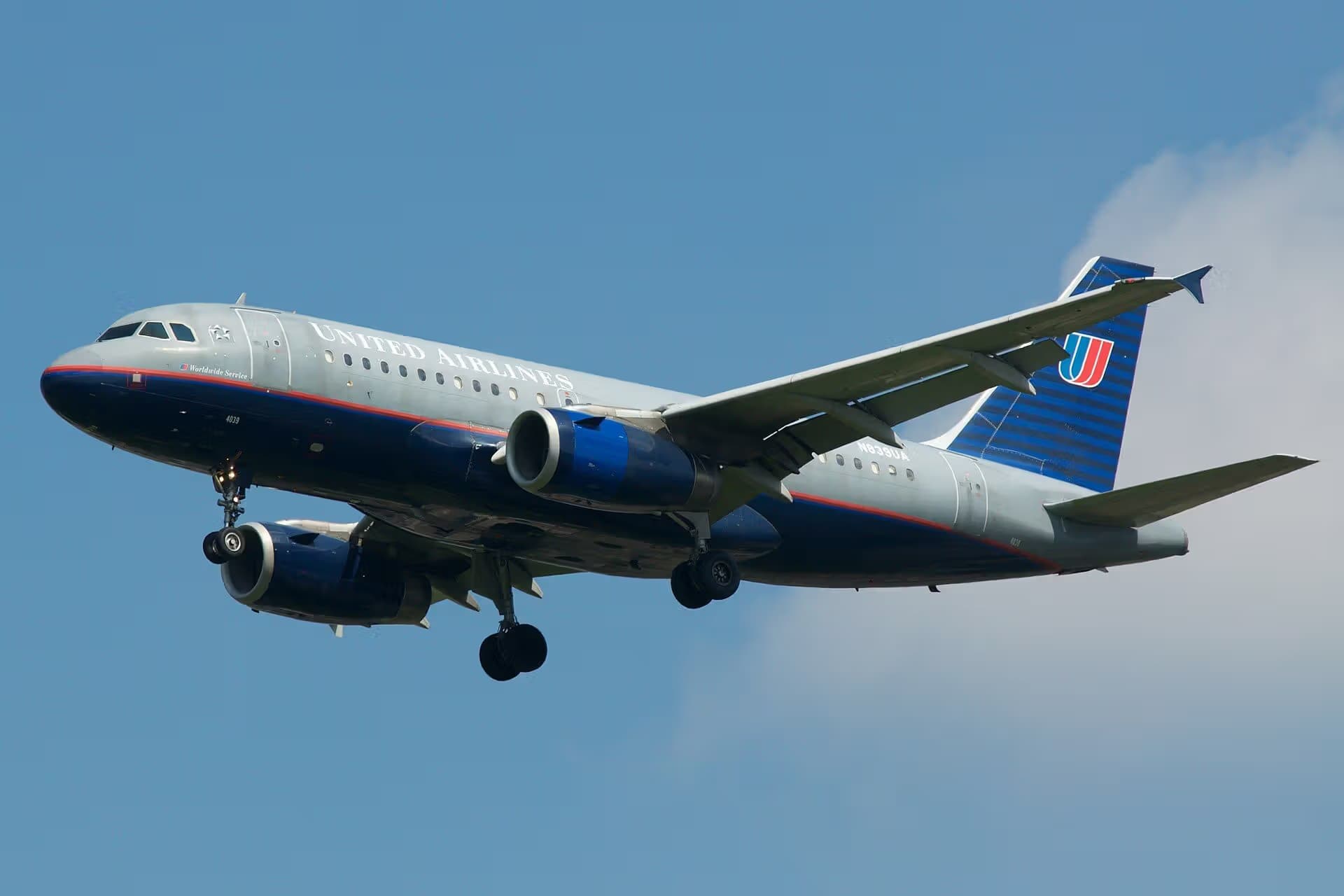 N839UA — Airbus