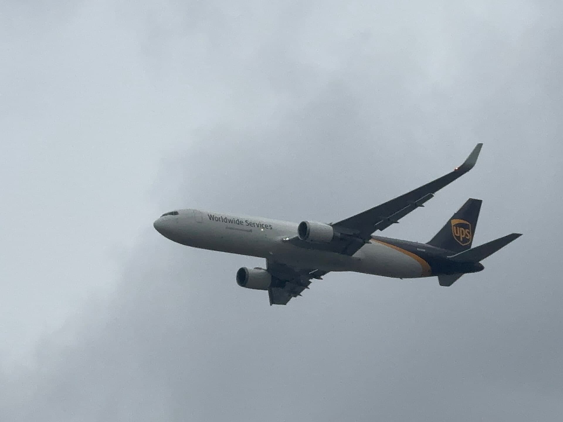 N335UP — Boeing