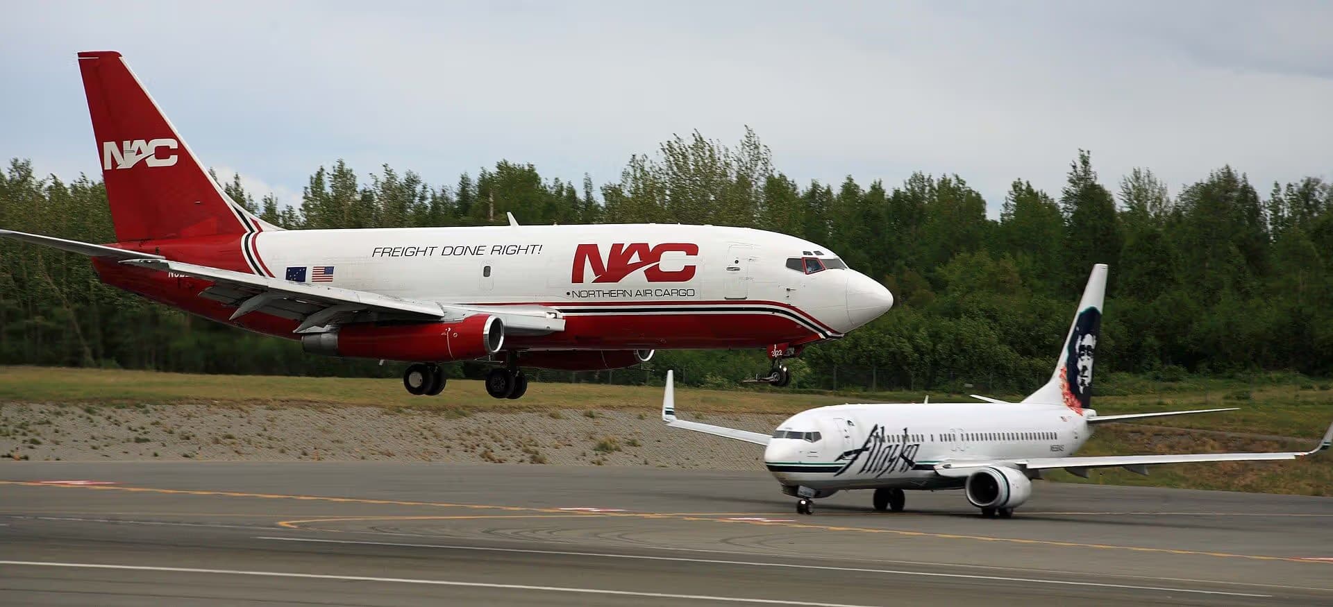 N322DL — Boeing