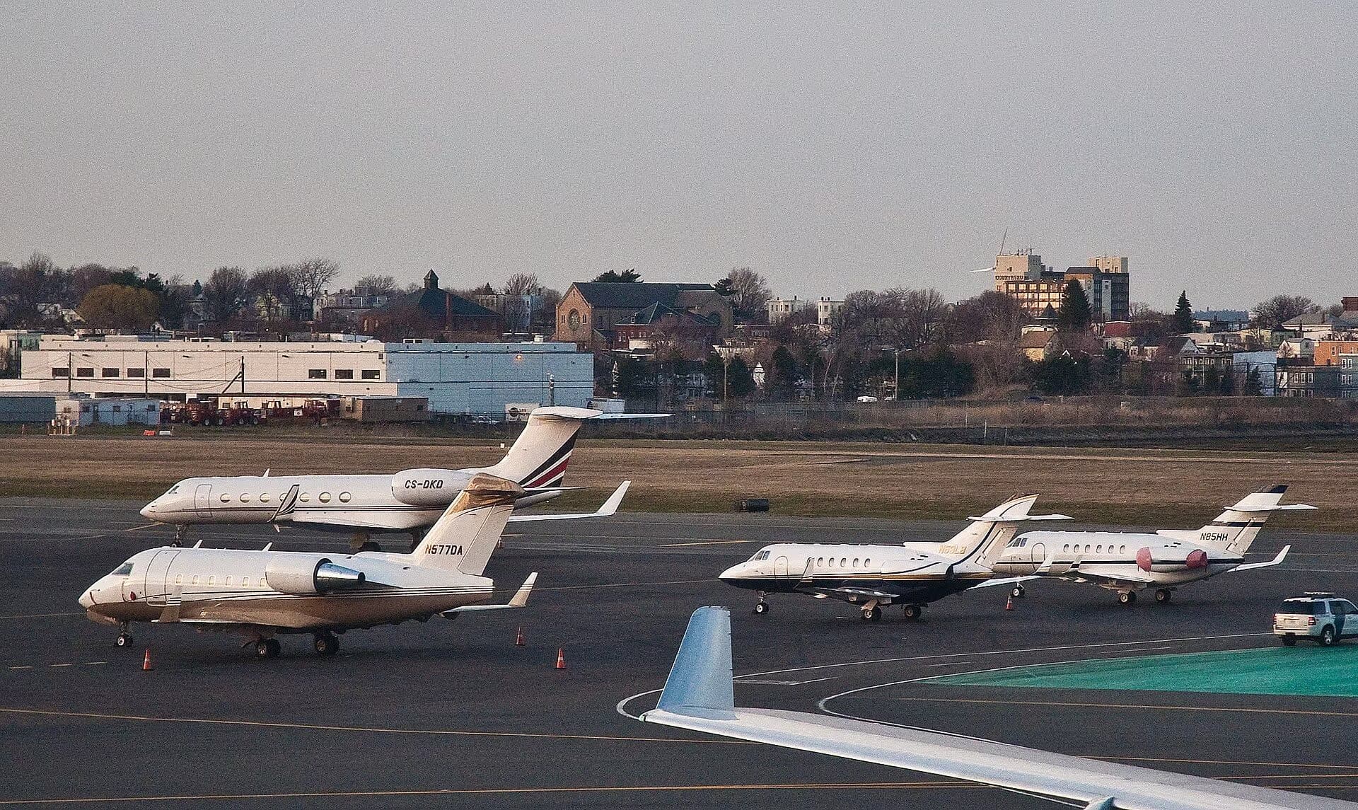 N577DA — Business jet