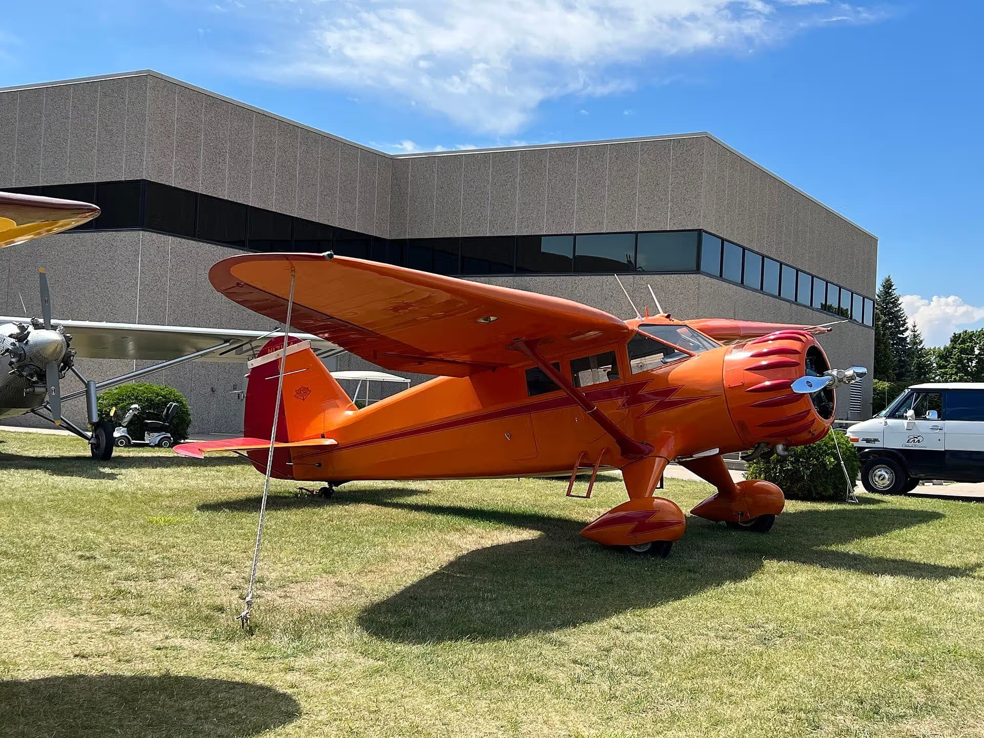 N17124 — Single-engine aircraft