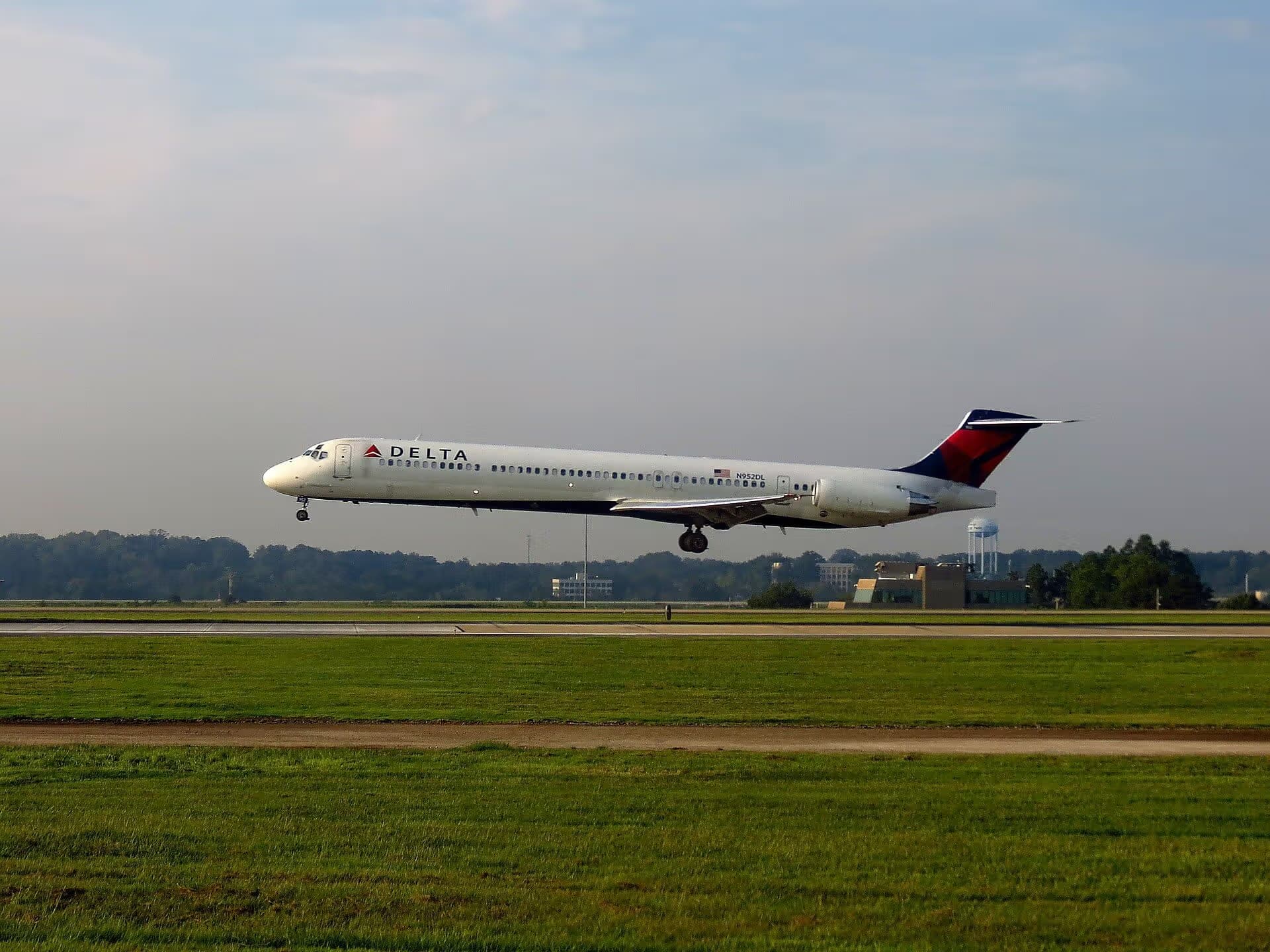N952DL — Aircraft