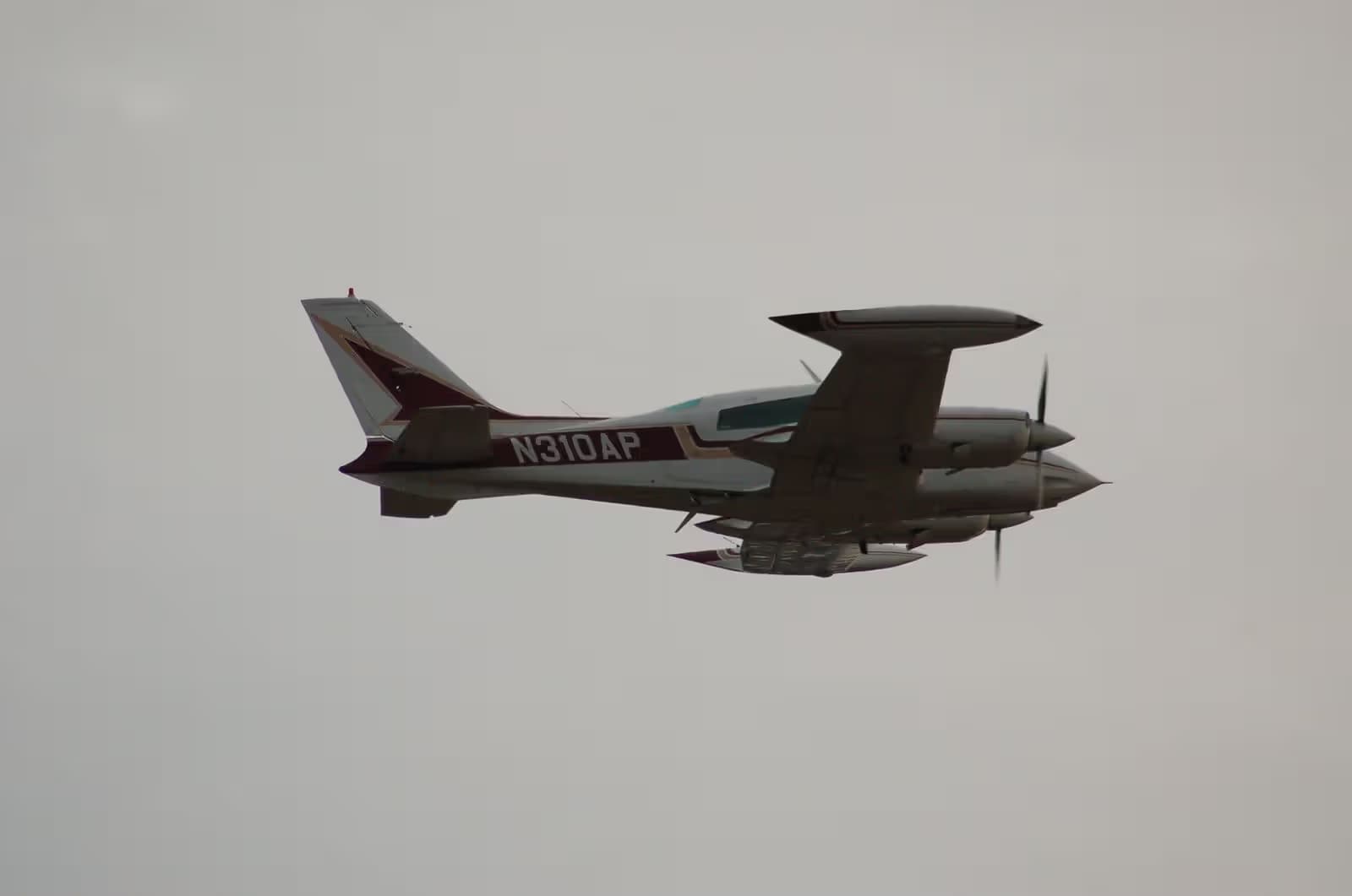 N310AP — Cessna