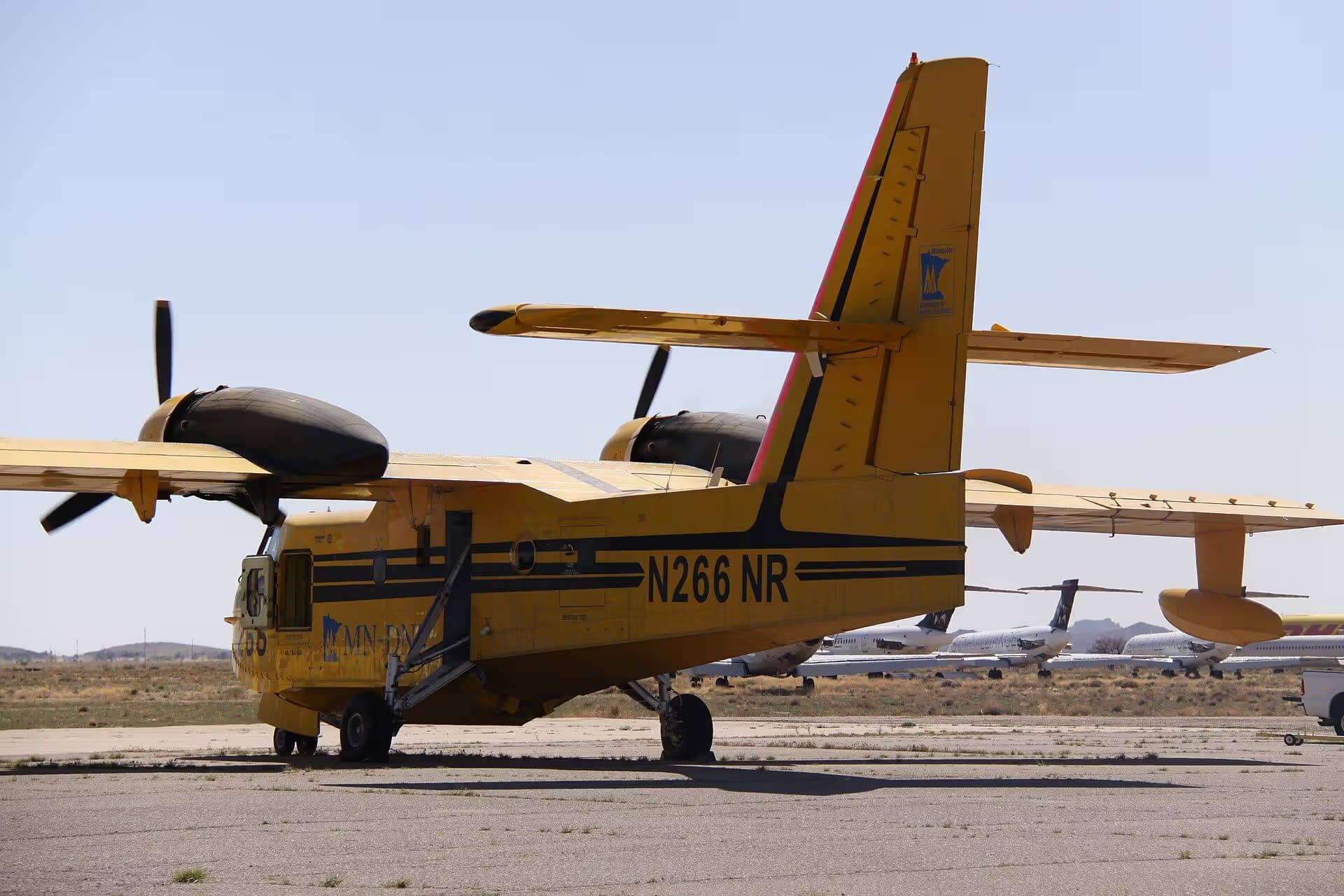 N266NR — Twin-engine aircraft