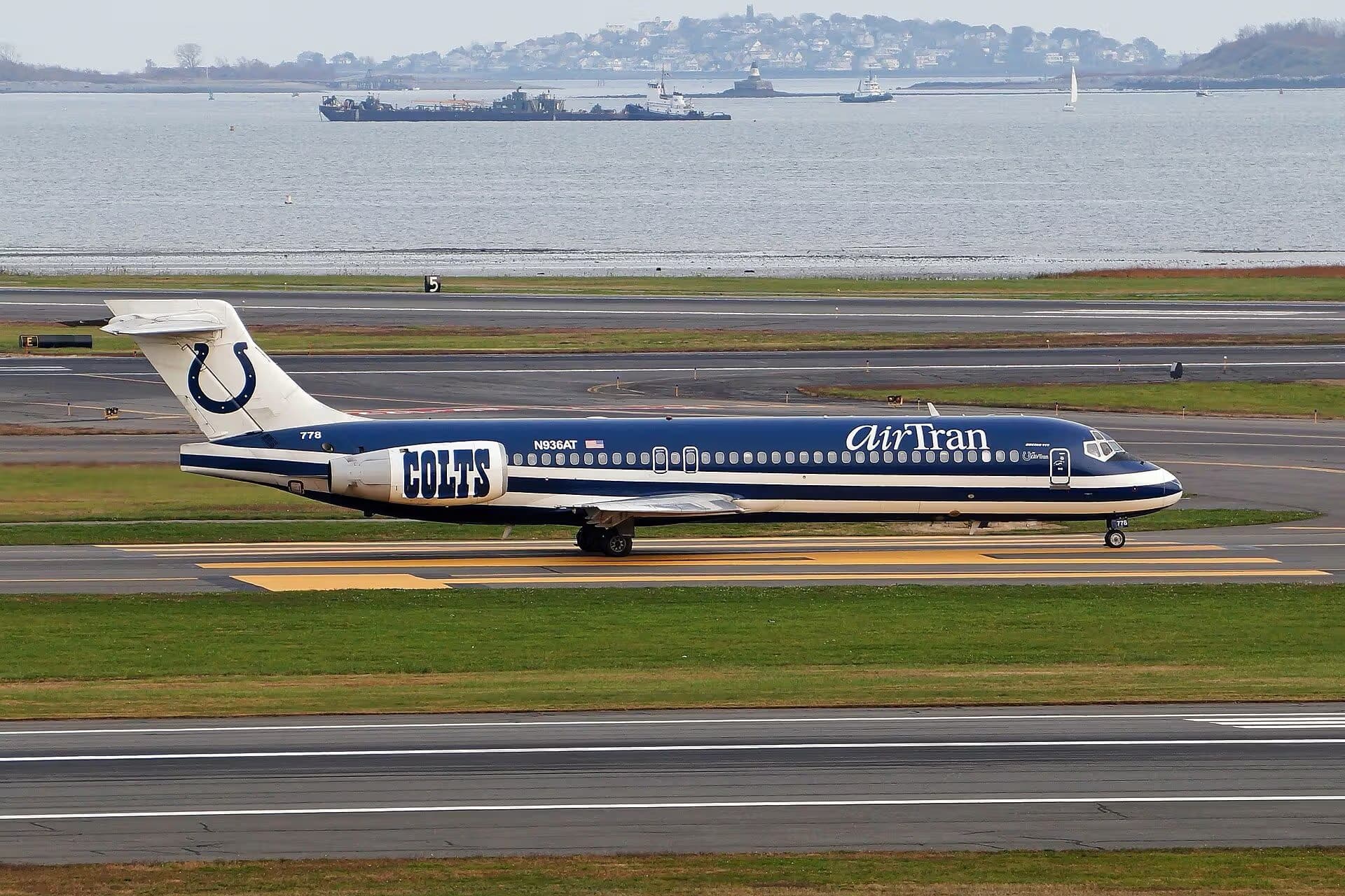 N936AT — Aircraft