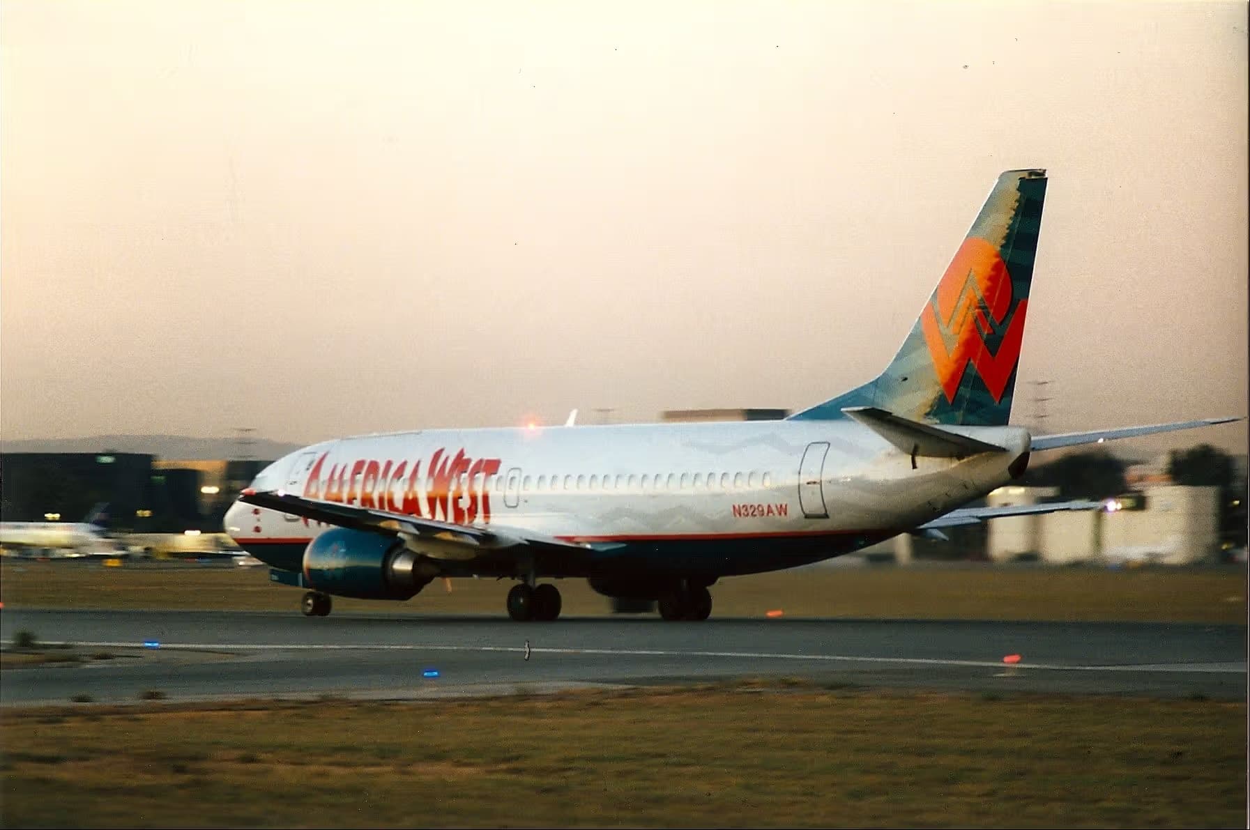 N329AW — Twin-engine aircraft