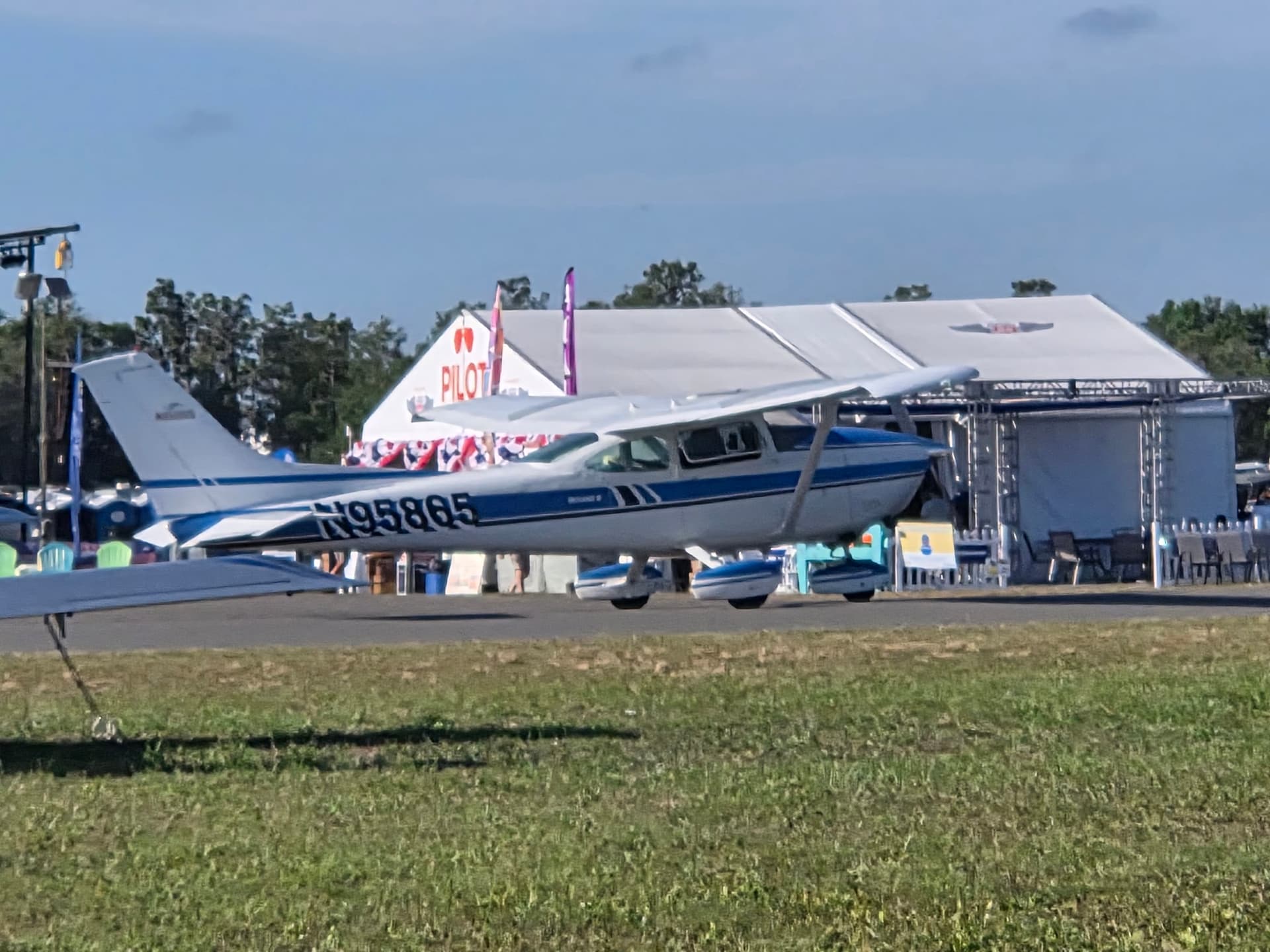 N95865 — Cessna 182Q at Lakeland Linder Intl