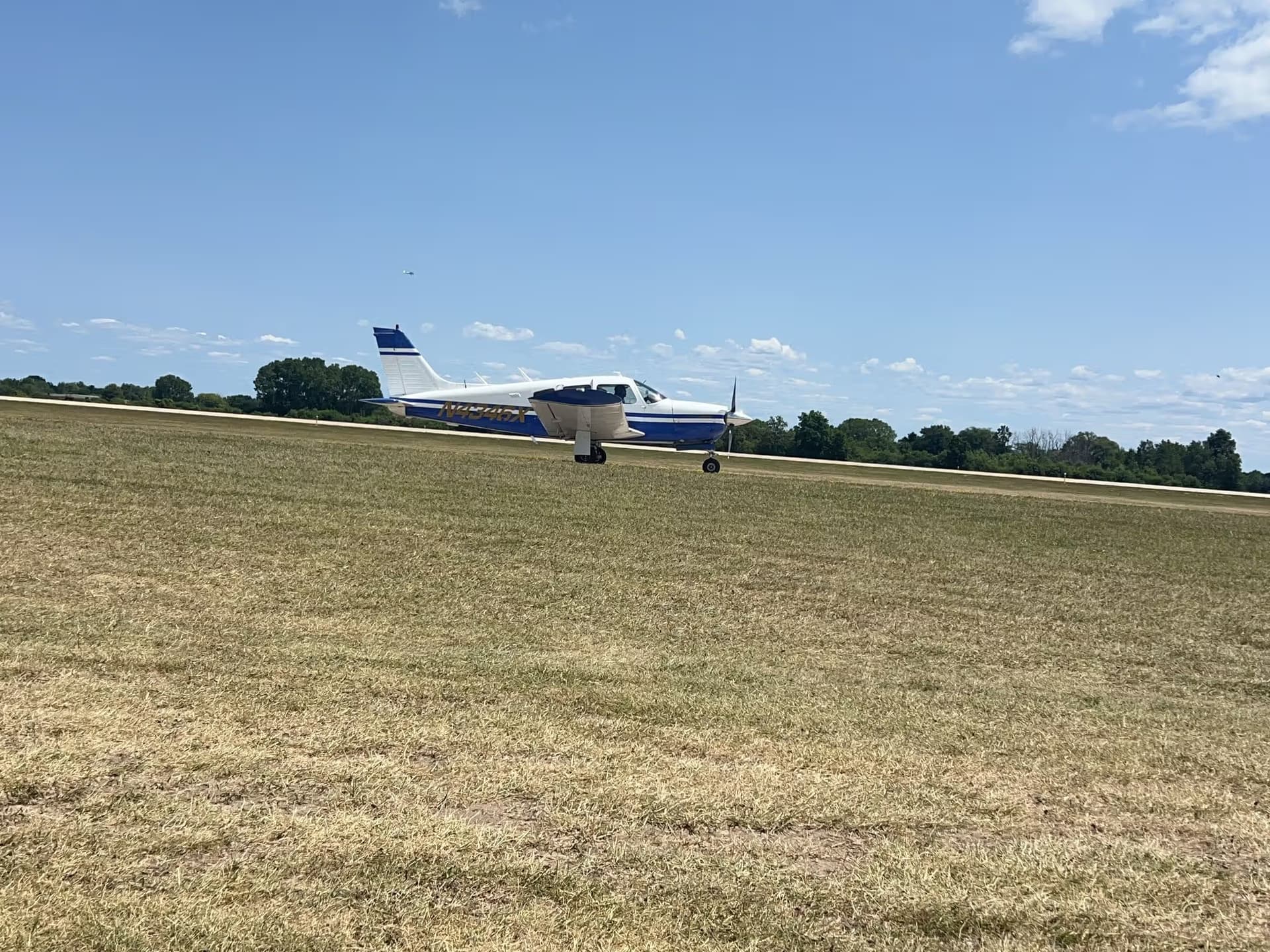 N4346X — 1975 Piper PA-28R-200 at Wittman Regional Airport