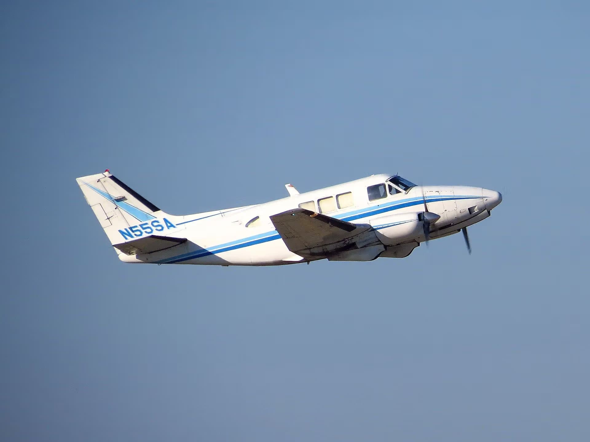 N55SA — Beechcraft
