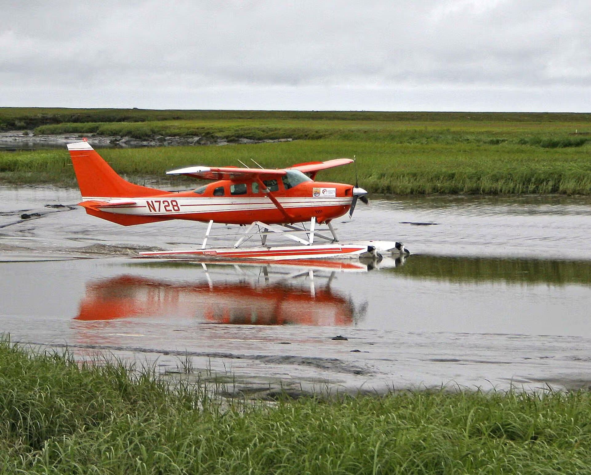 N728 — Aircraft