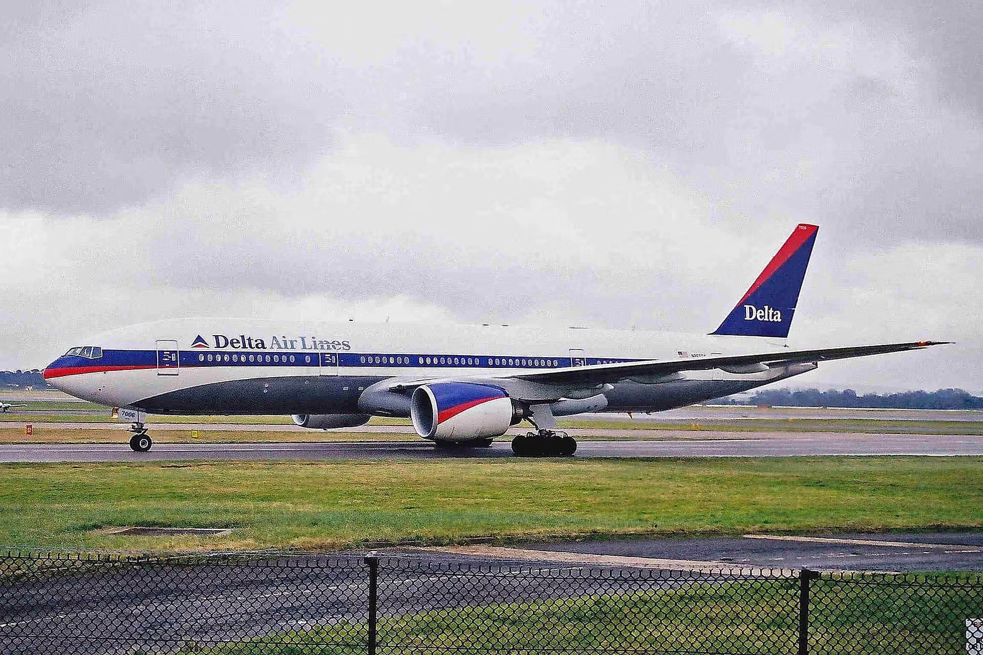 N865DA — Twin-engine aircraft