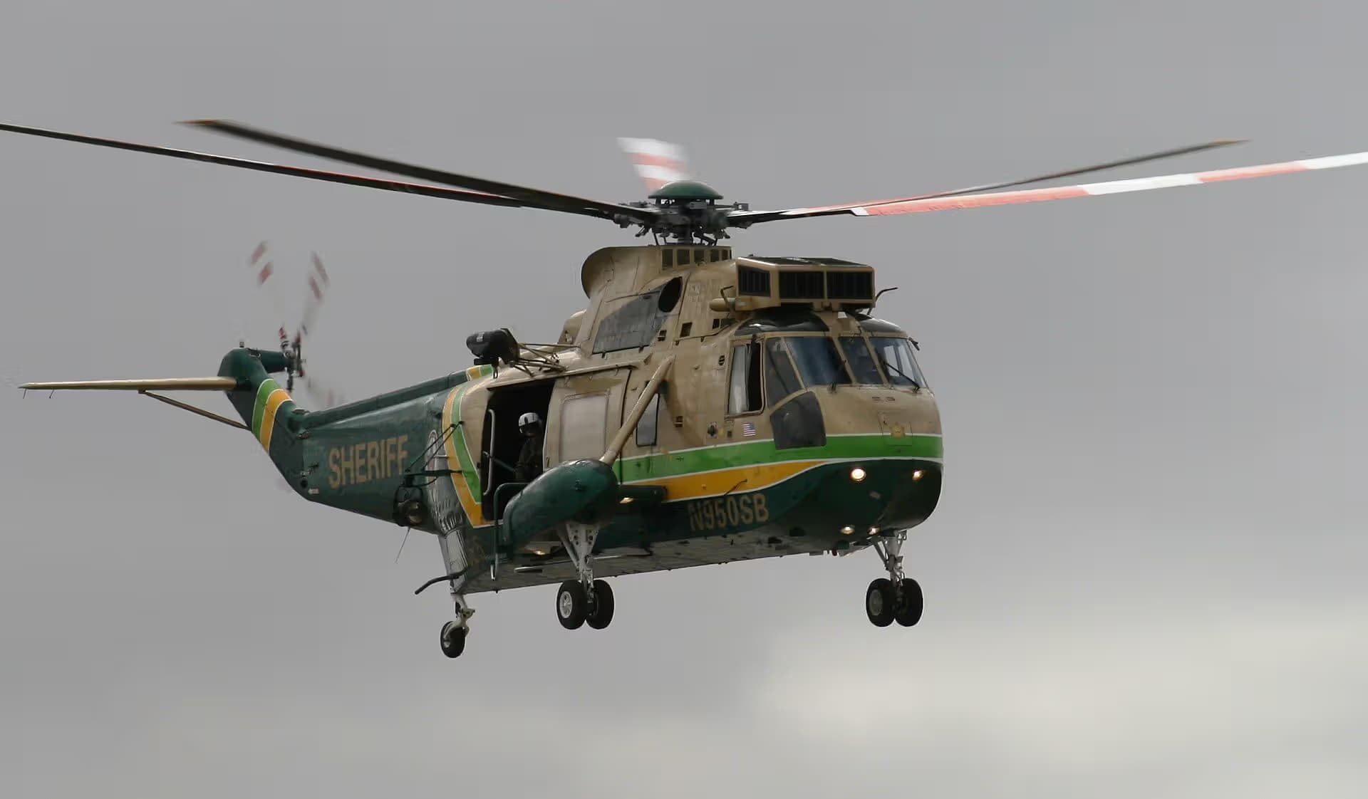 N950SB — Helicopter