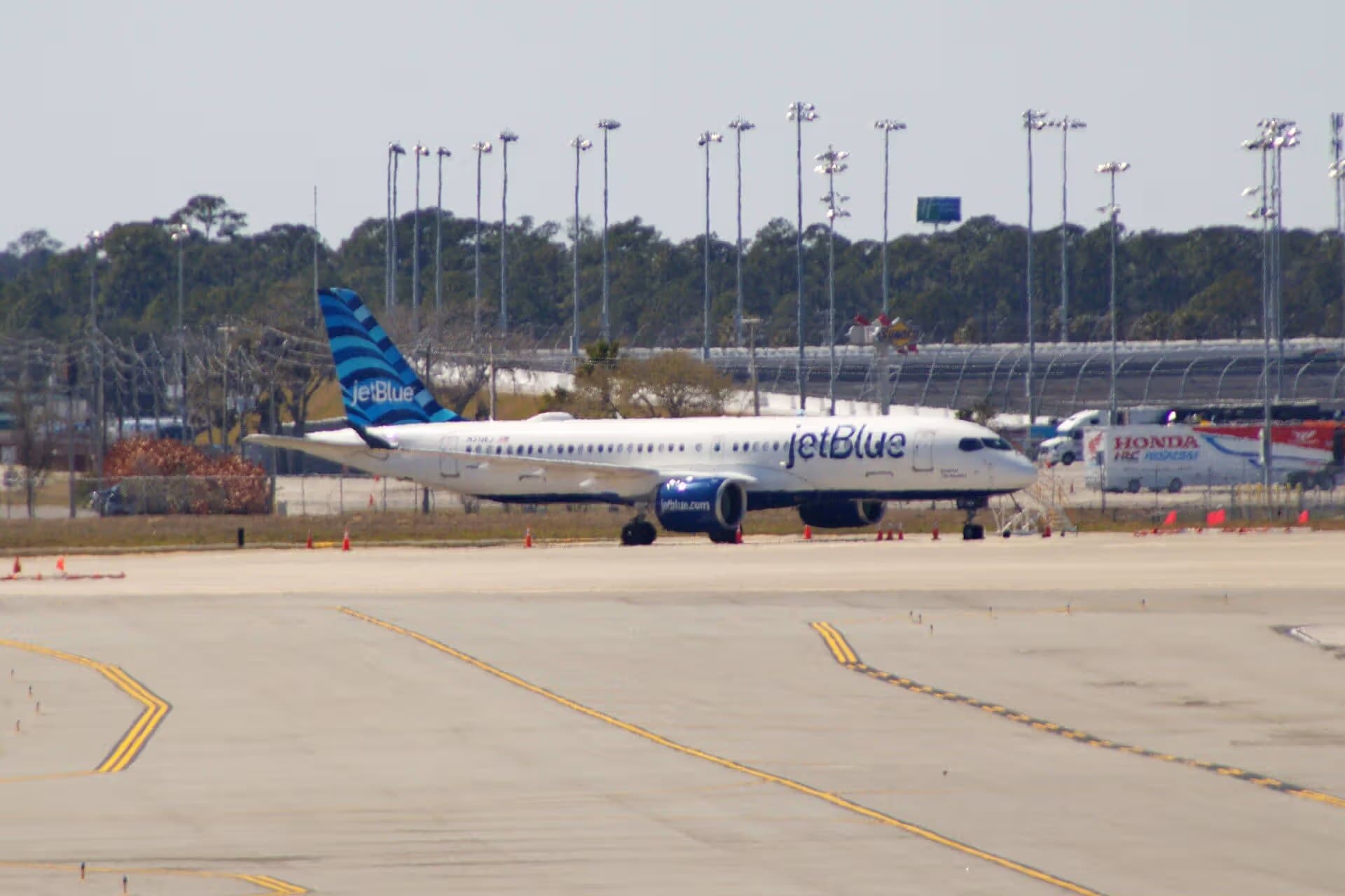 N3156J — Airbus