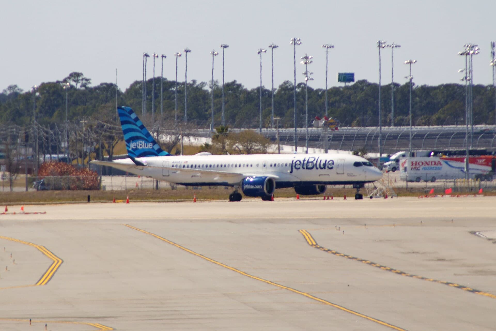 N3156J — Airbus