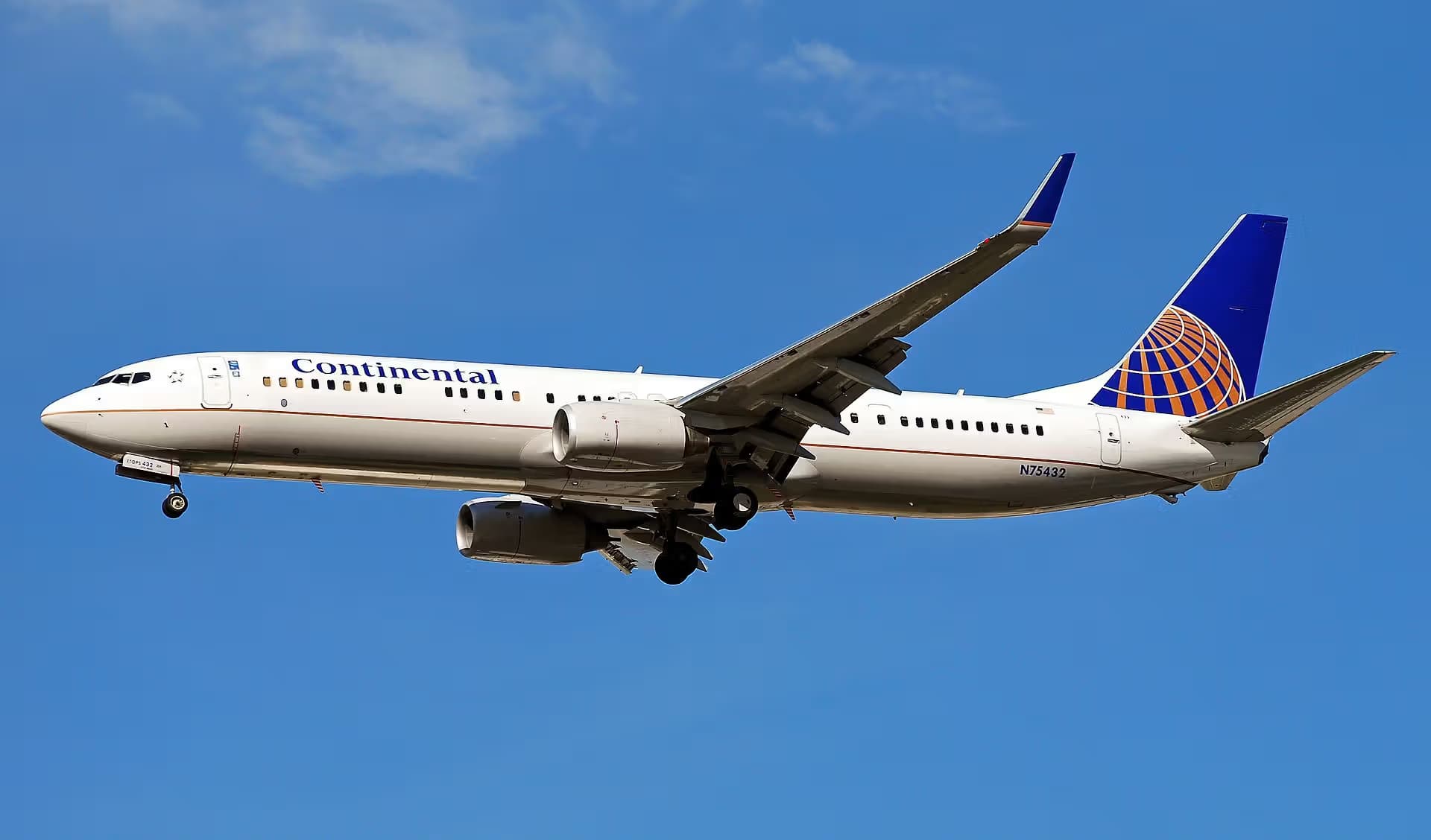 N75432 — Boeing