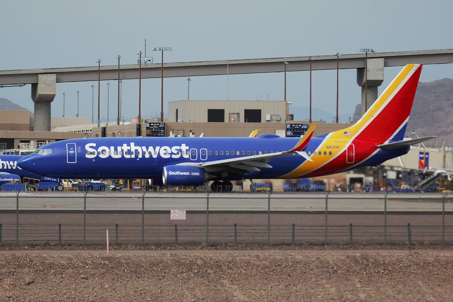 N8319F — Boeing