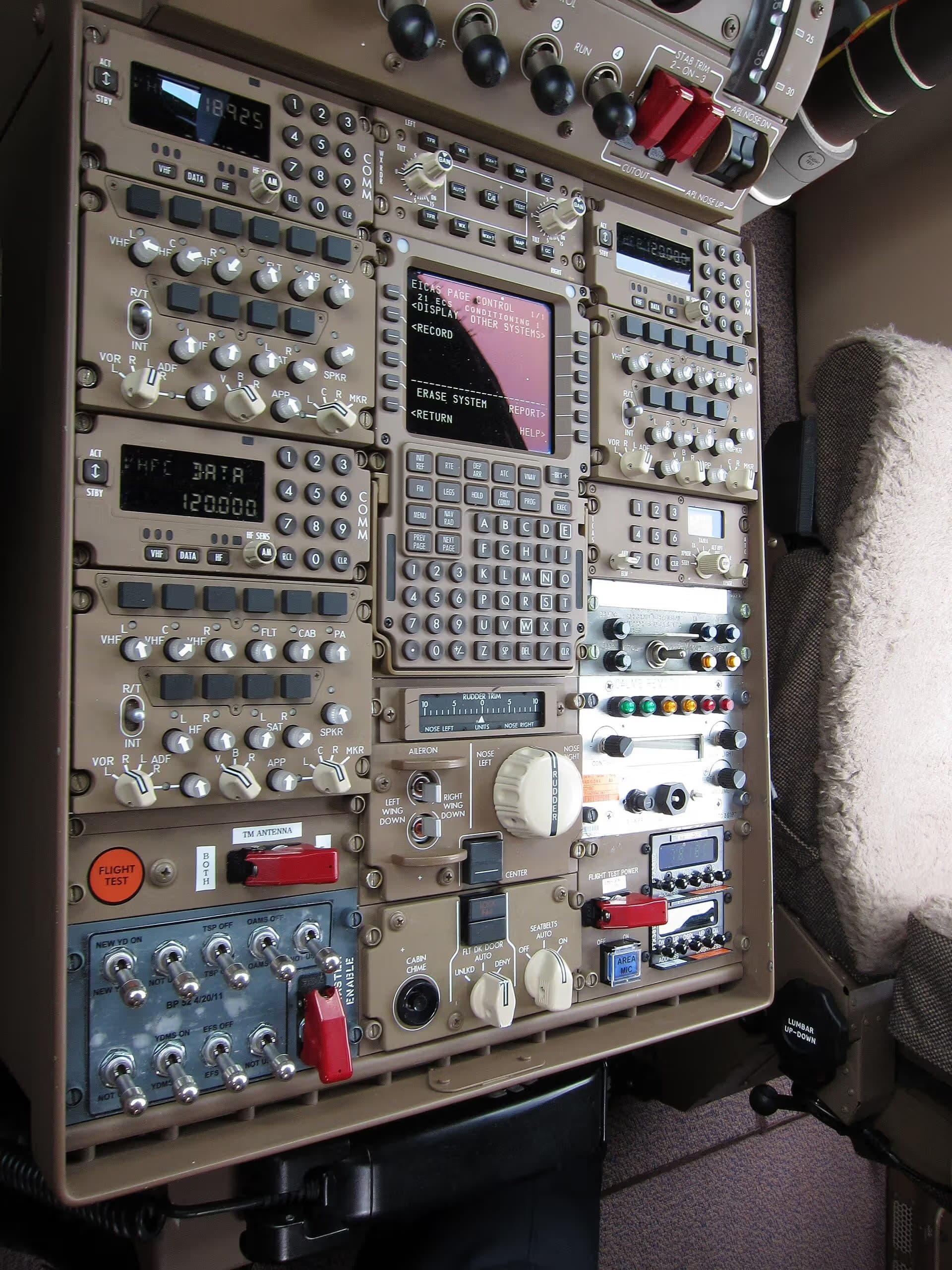 N6067E — Aircraft