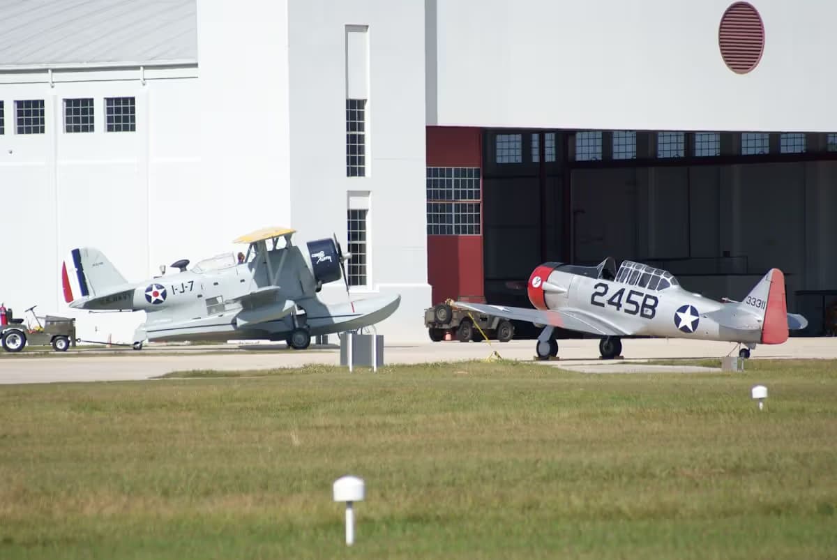 N1214N — Warbird