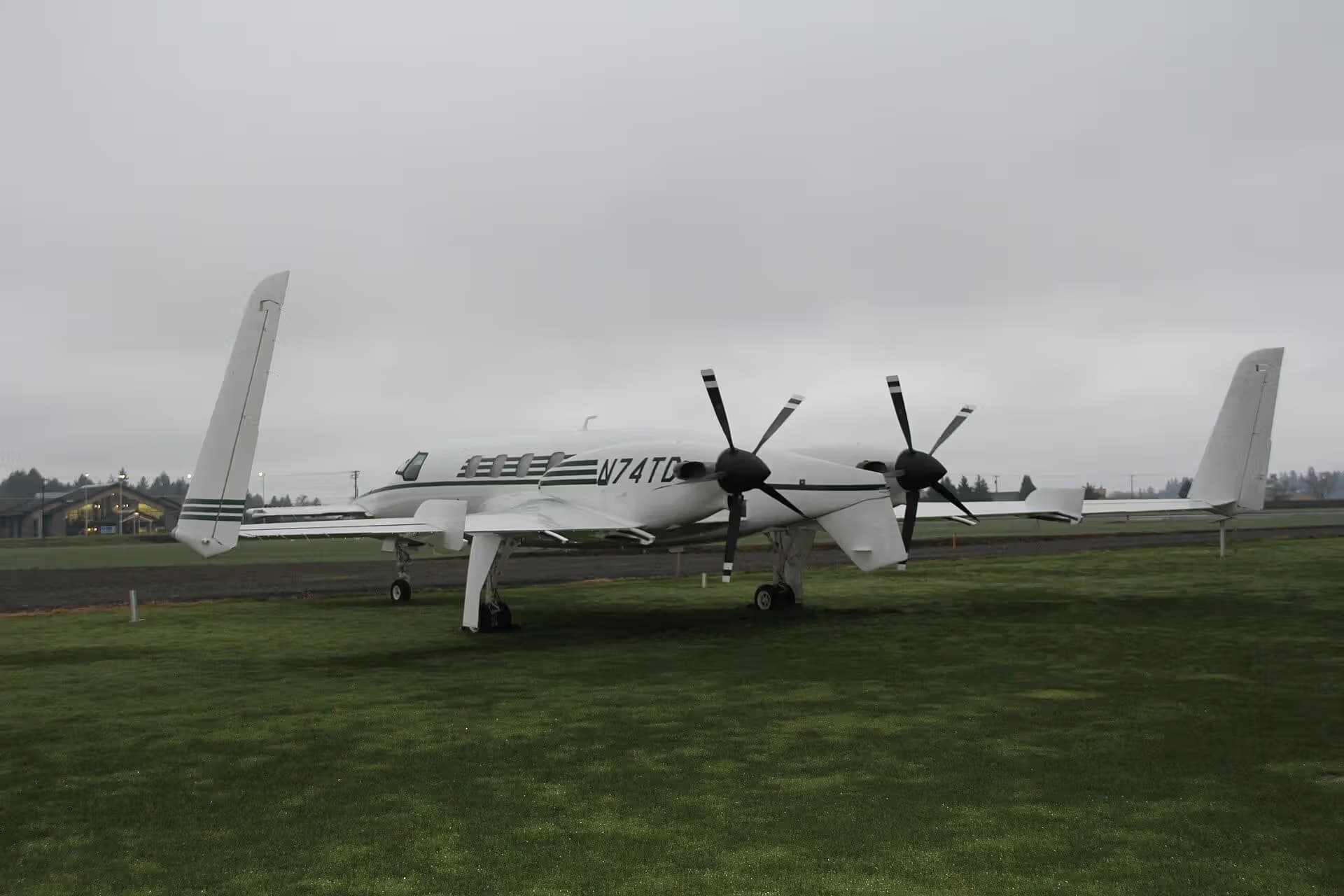 Unidentified — Beechcraft