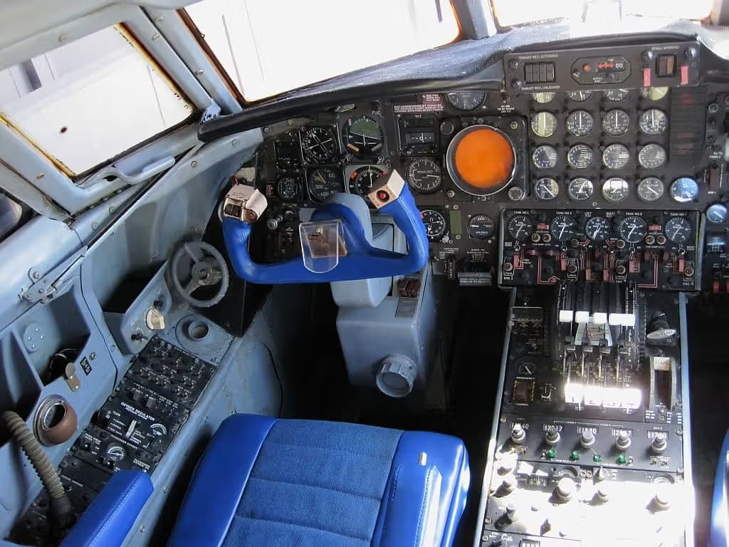 Unidentified — Aircraft