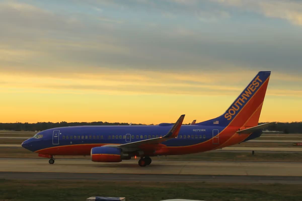 N272WN — Boeing