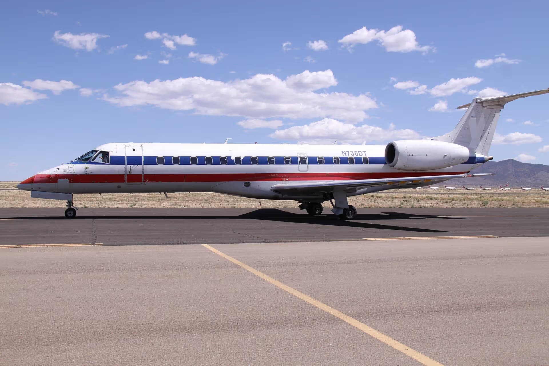 N736DT — Embraer