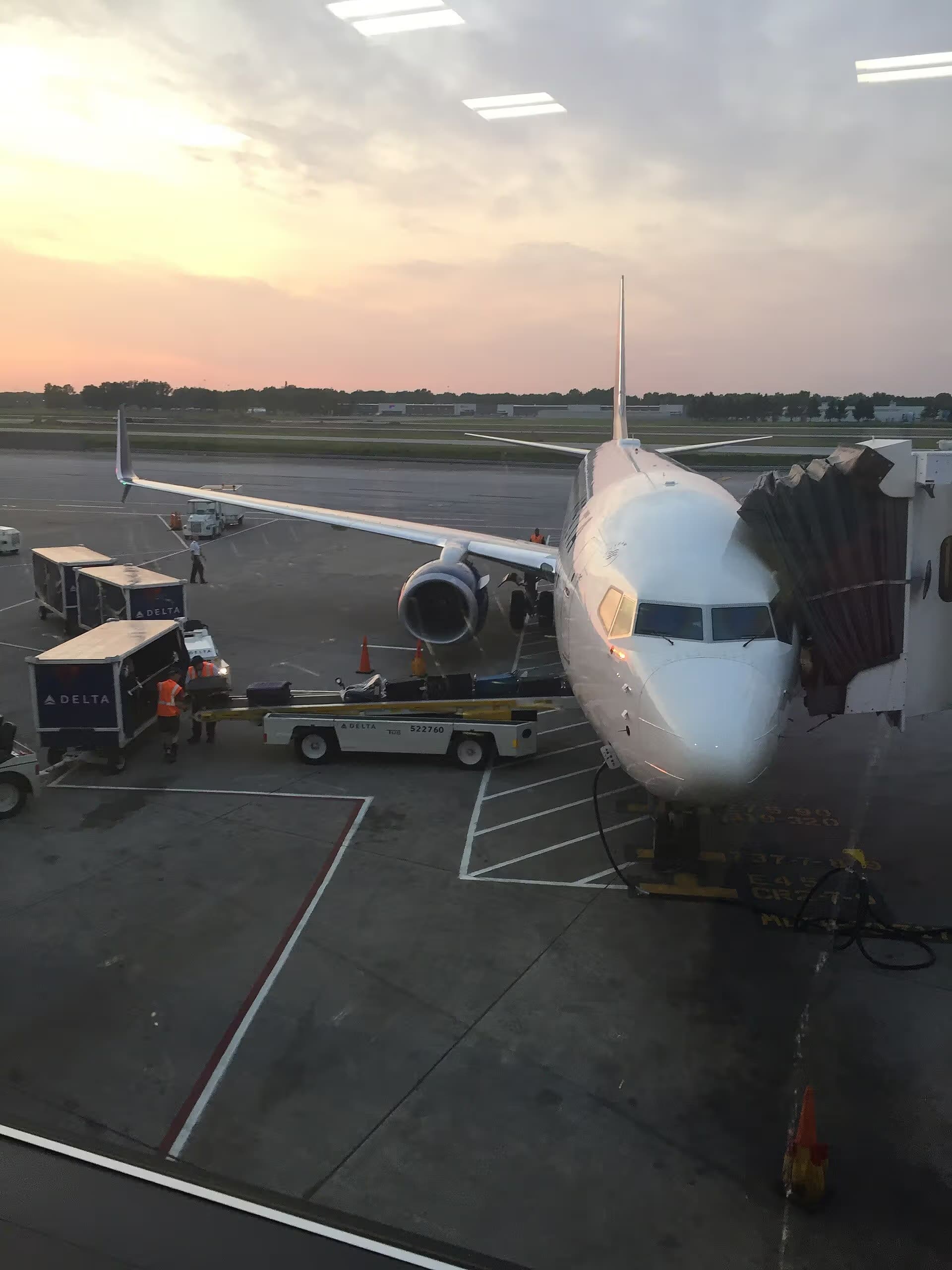 N846DN — Boeing at John Glenn Columbus International Airport