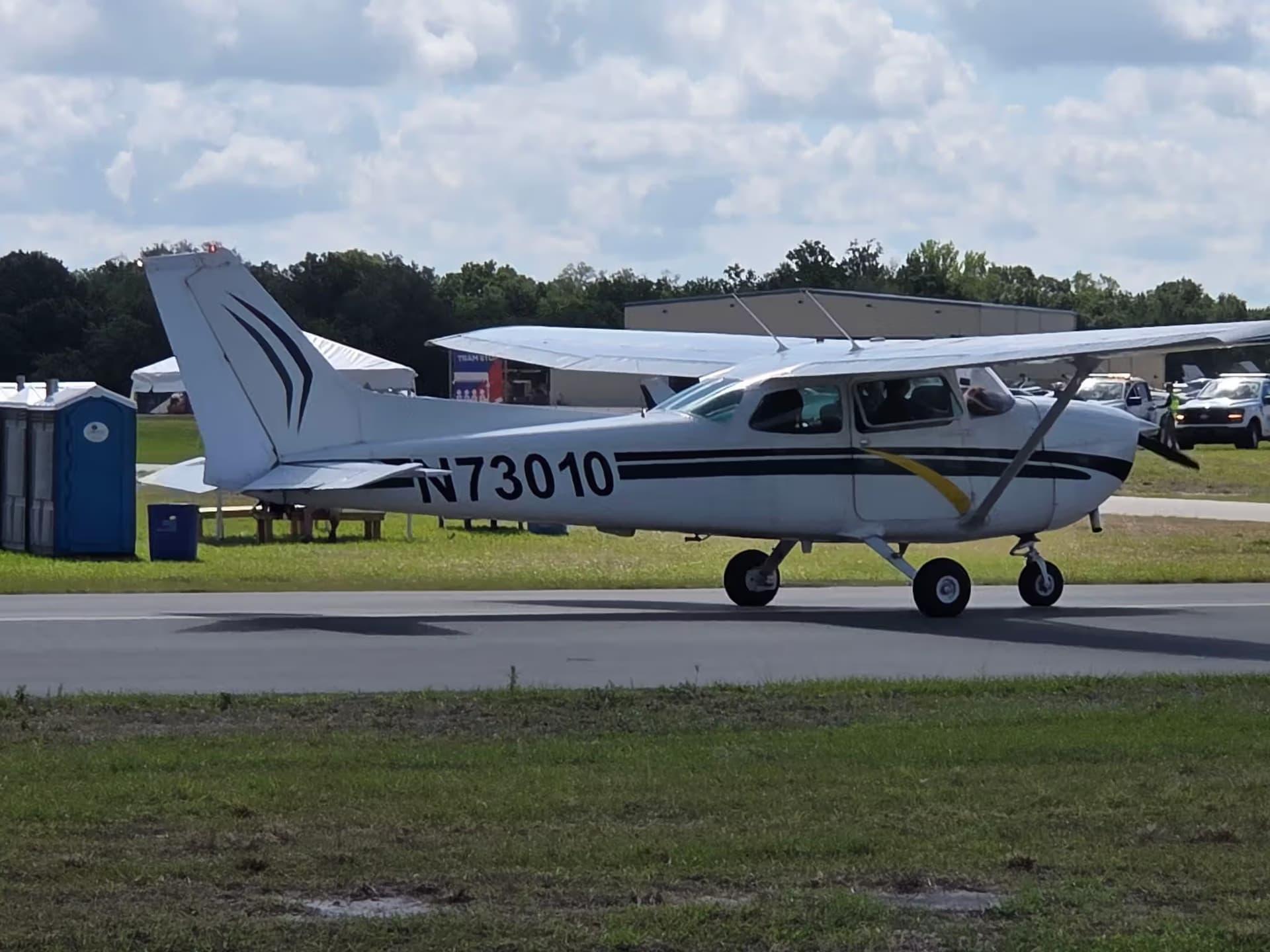 N73010 — Cessna 172M at Lakeland Linder Intl