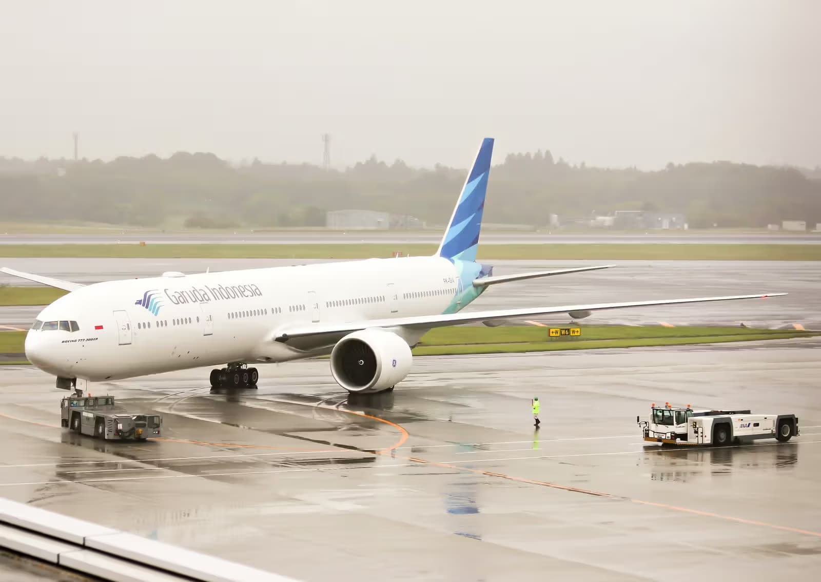 PK-GIA — Boeing