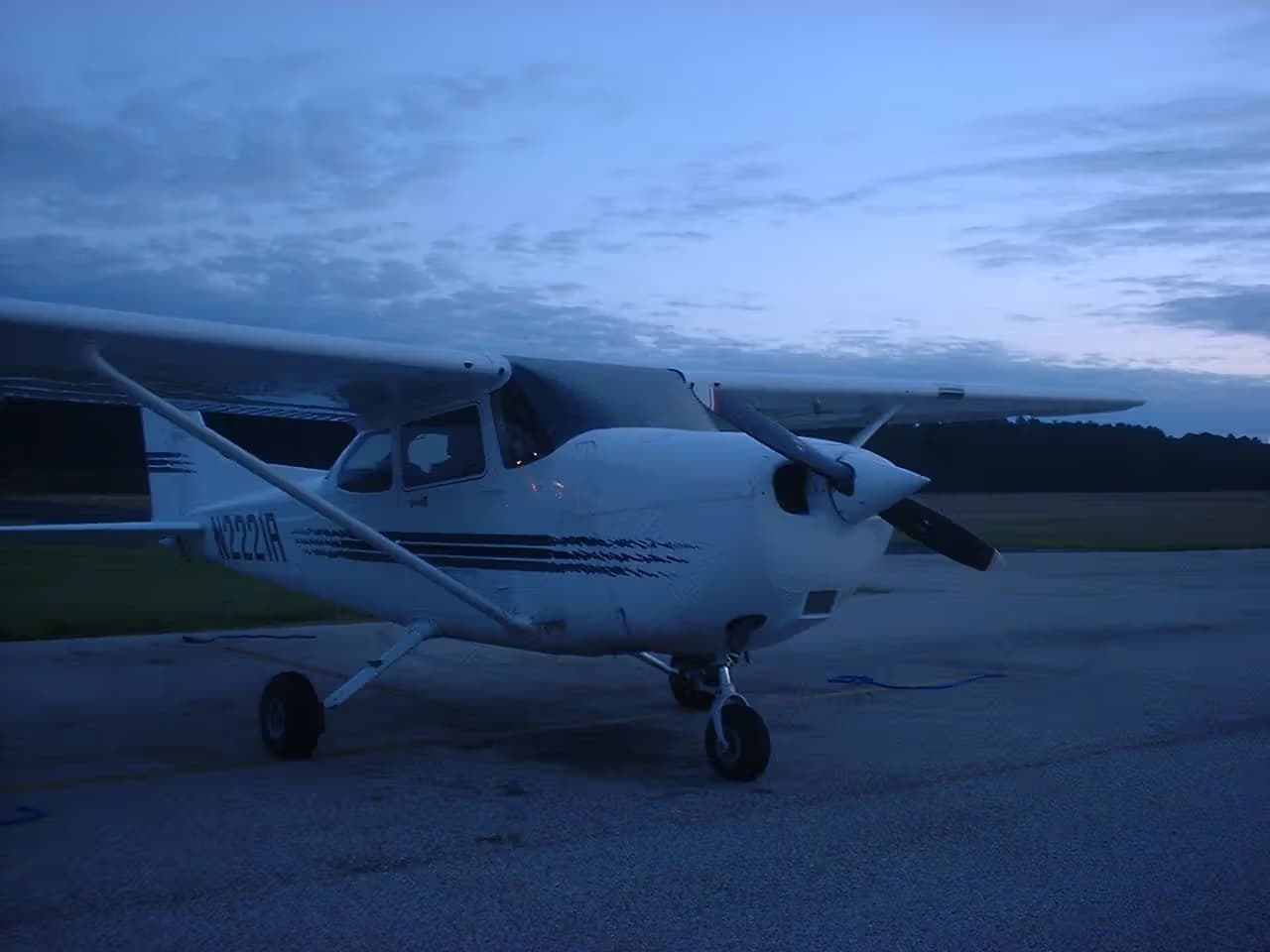 N2221R — Single-engine aircraft