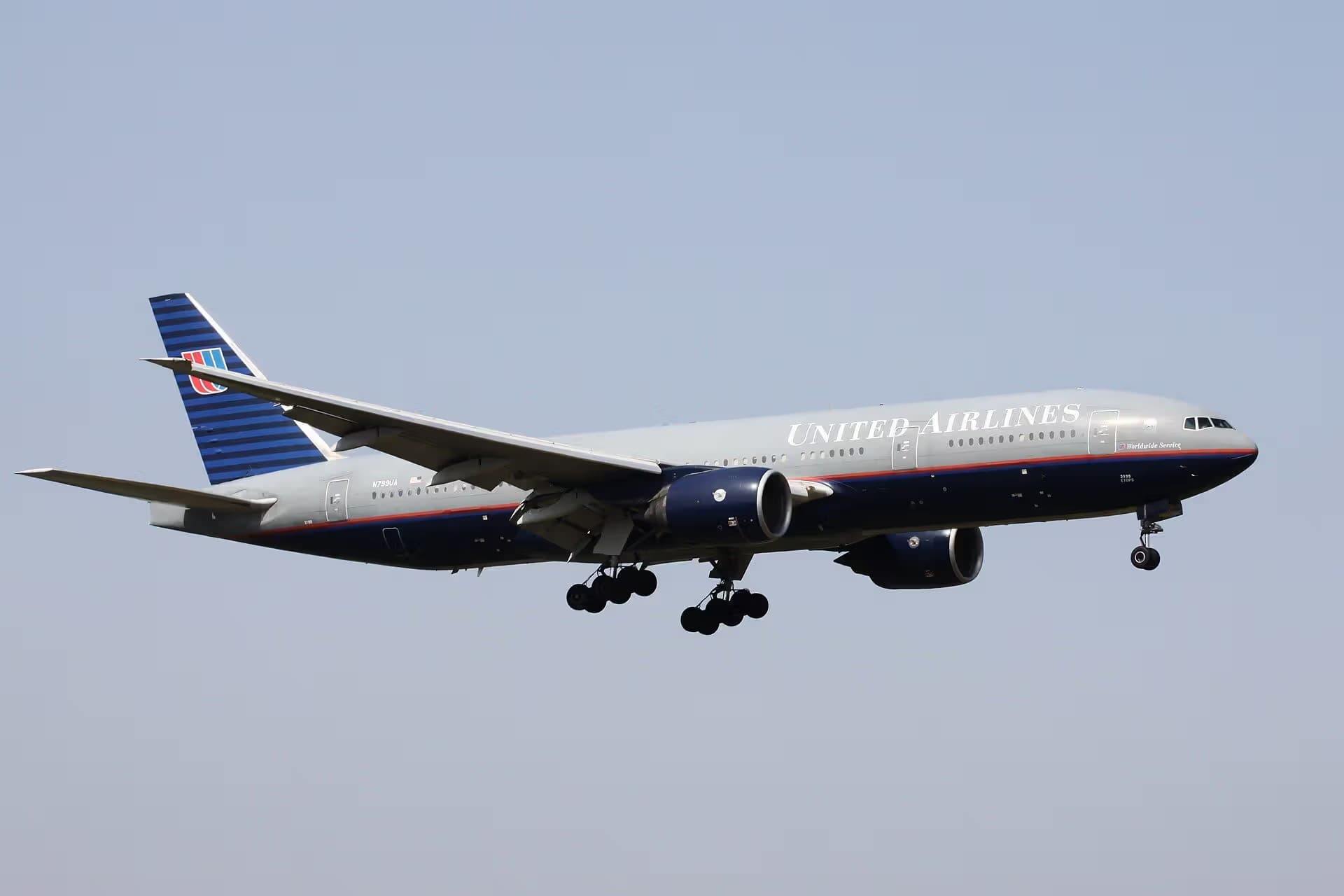 N779UA — Boeing